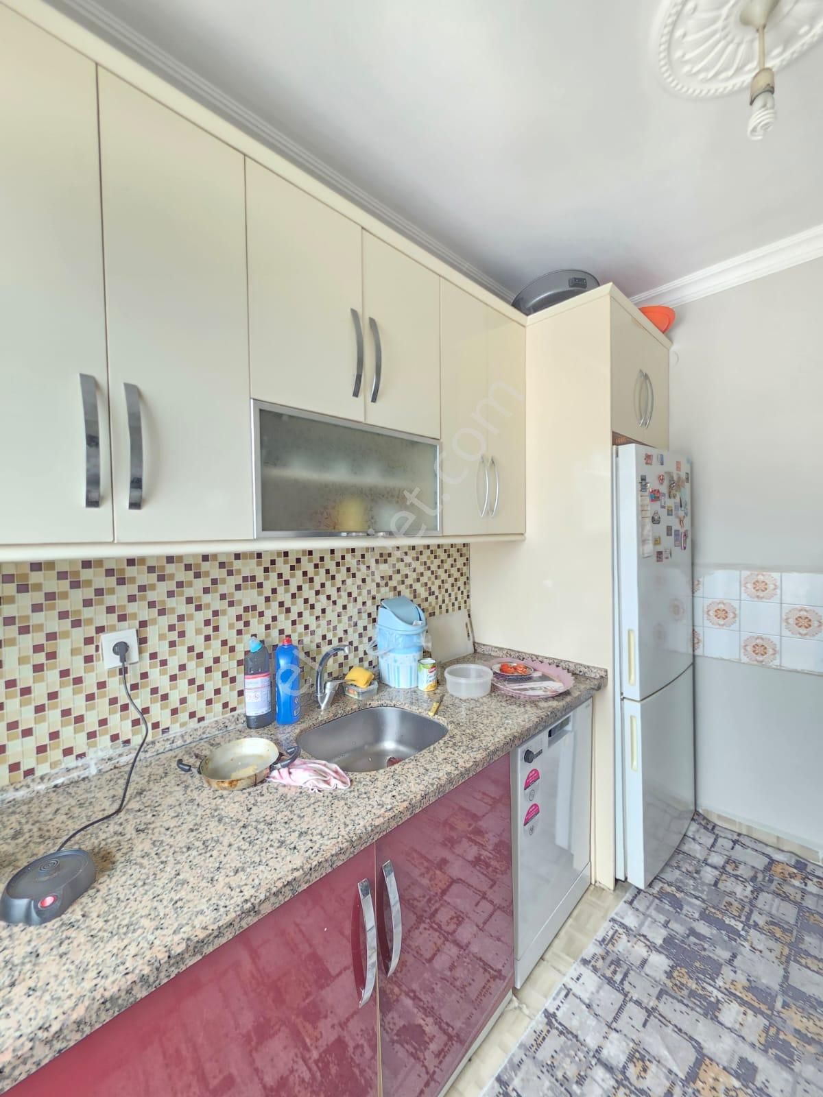 Sağlık Mahallesinde Ektralı Kaçırılmayacak Daire Ve Dükkan - Görsel 24