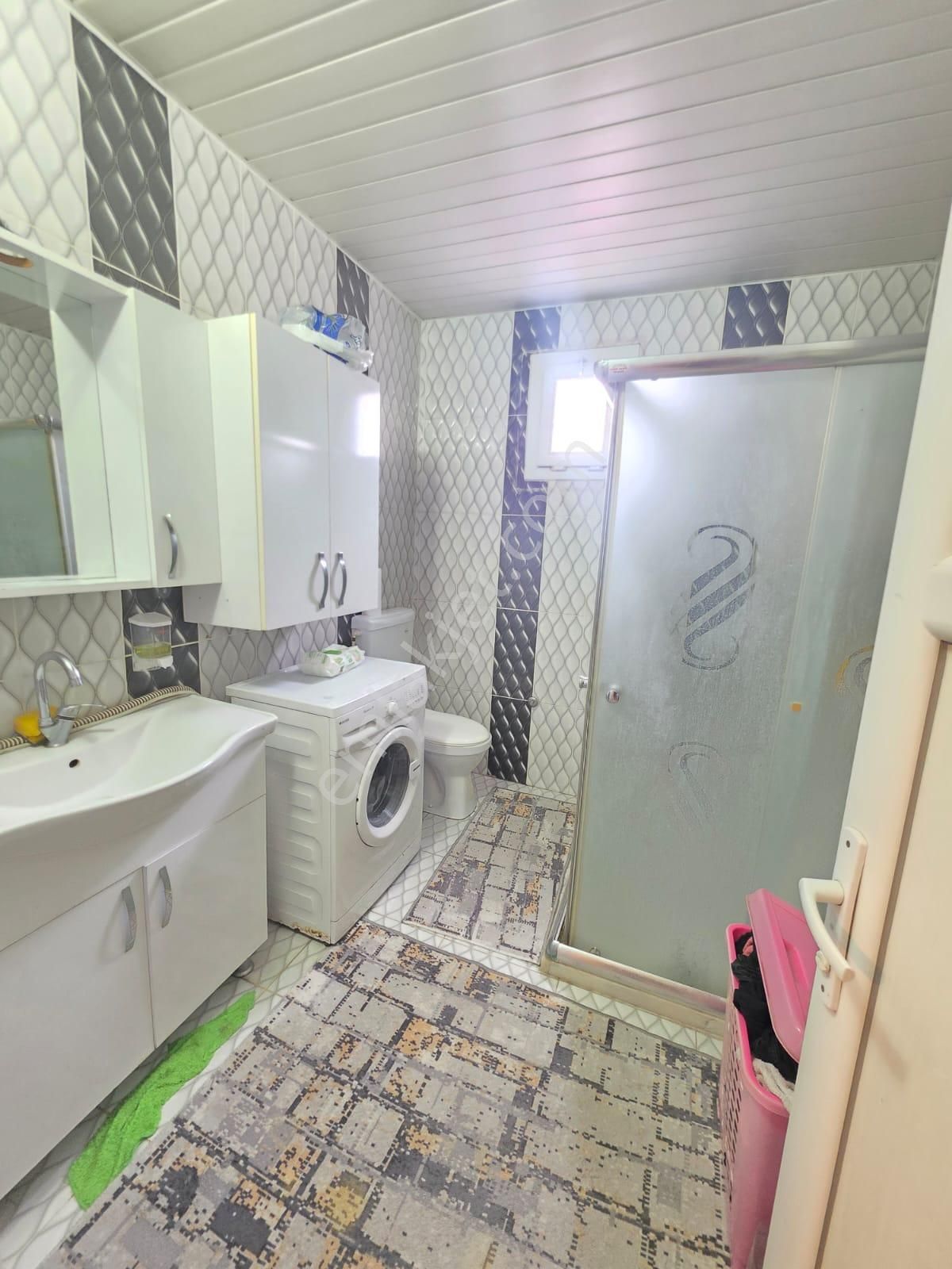 Sağlık Mahallesinde Ektralı Kaçırılmayacak Daire Ve Dükkan - Görsel 14