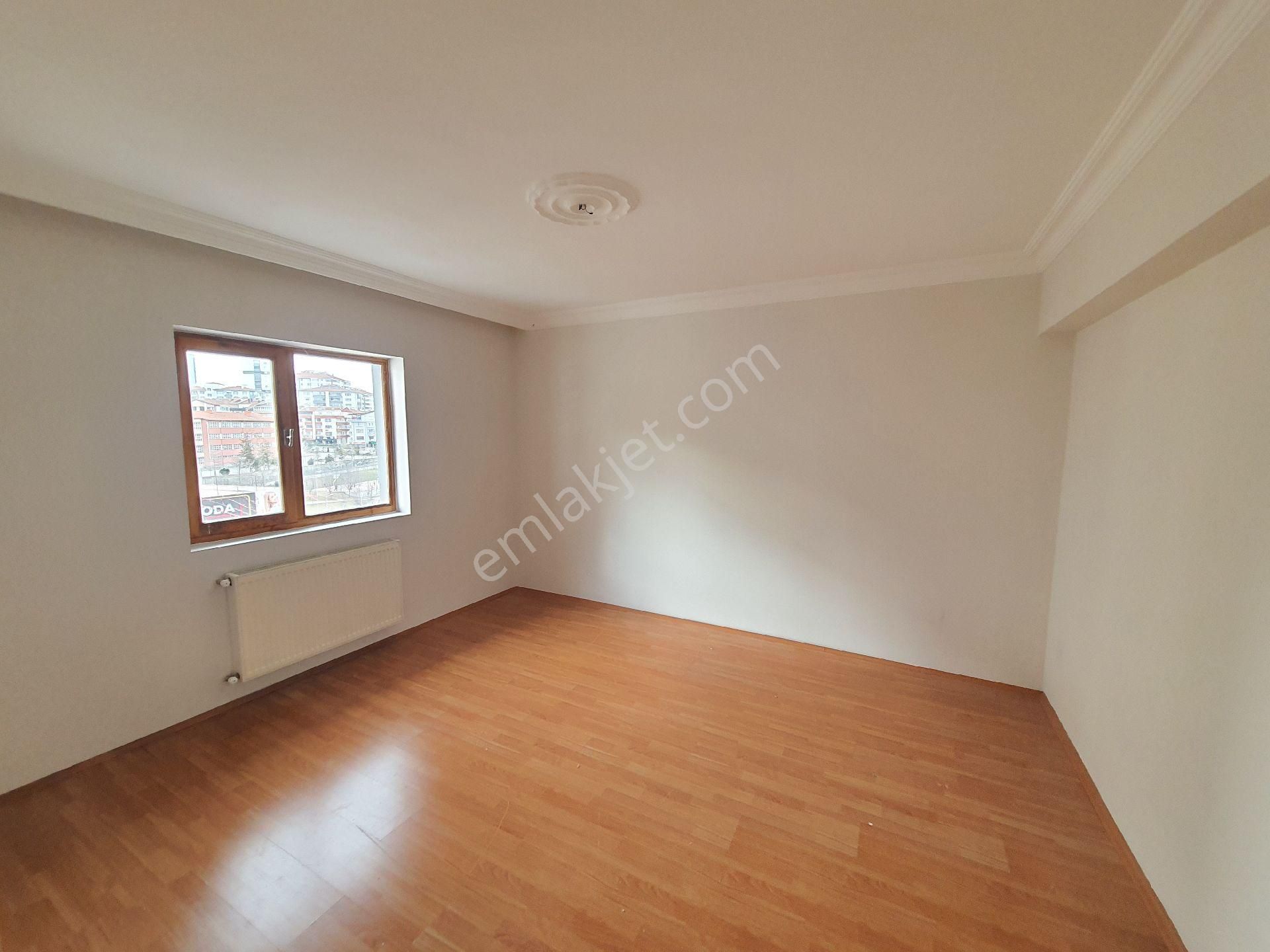 Şentepe'nin Kalbi 3+1 Site Dairesi Telefern Oldu Cadde Manzaralı - Görsel 8