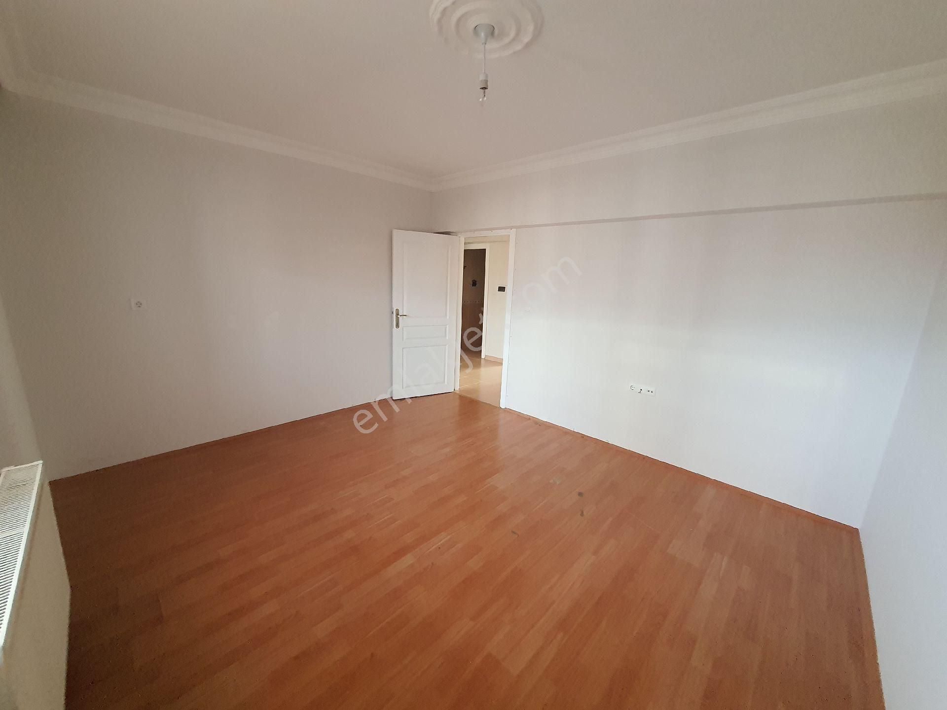 Şentepe'nin Kalbi 3+1 Site Dairesi Telefern Oldu Cadde Manzaralı - Görsel 21