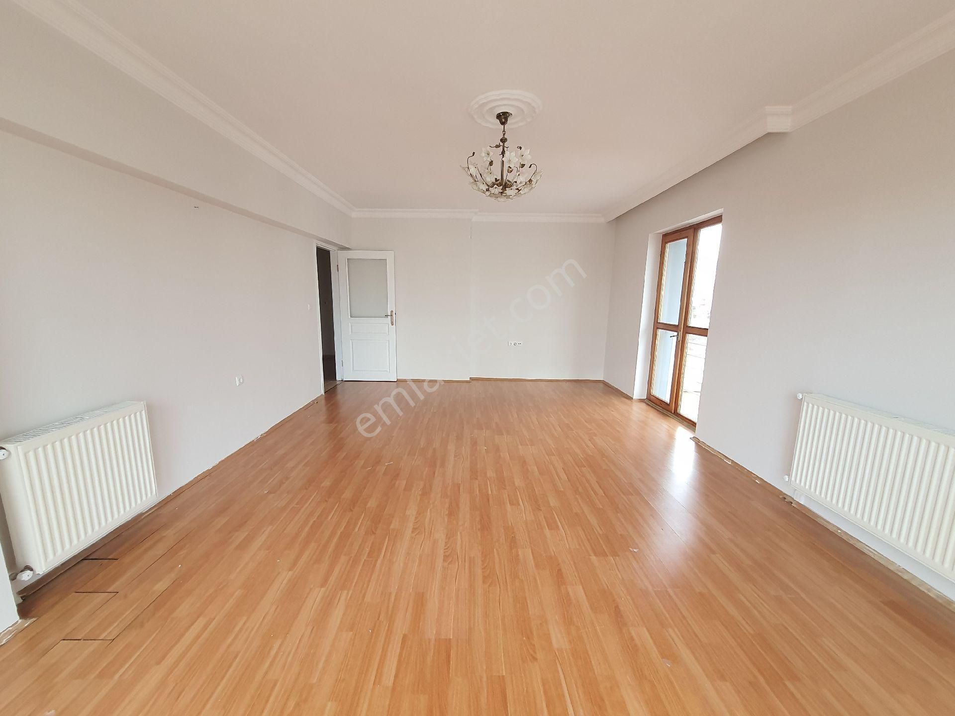 Şentepe'nin Kalbi 3+1 Site Dairesi Telefern Oldu Cadde Manzaralı - Görsel 6