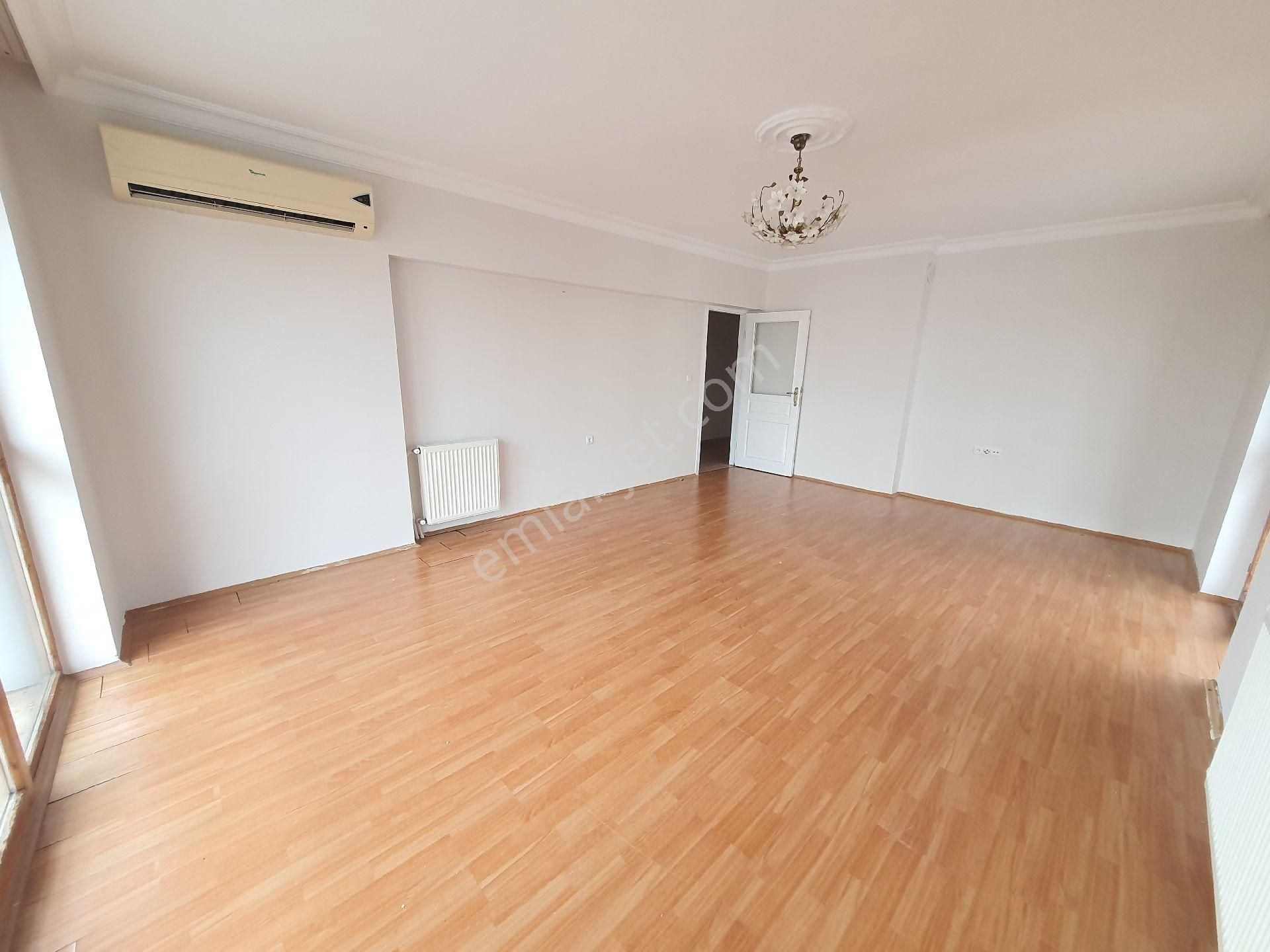 Şentepe'nin Kalbi 3+1 Site Dairesi Telefern Oldu Cadde Manzaralı - Görsel 7