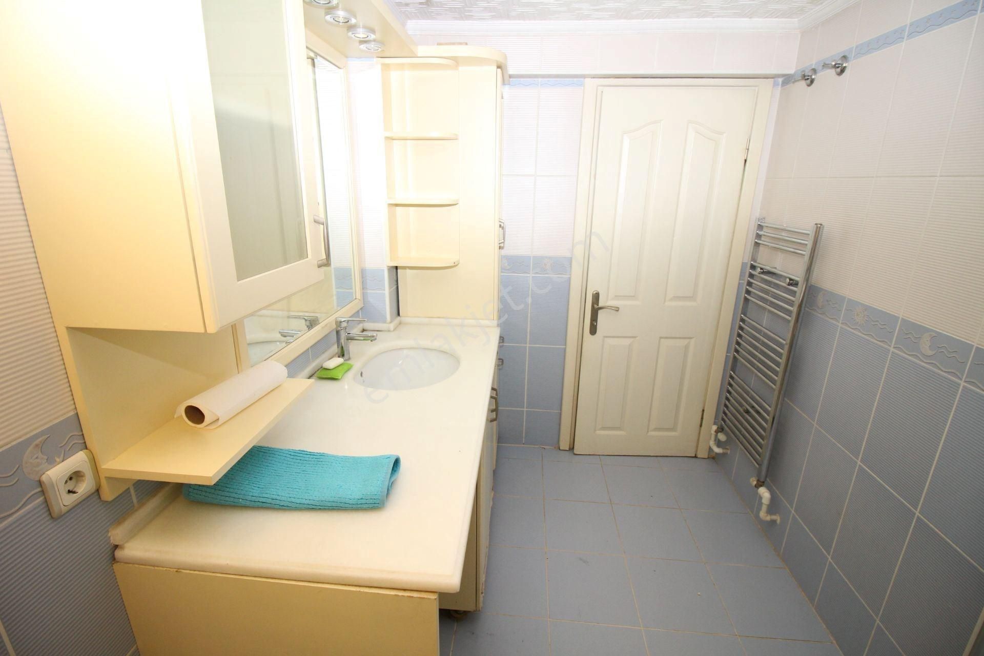 Göztepe Metro Çıkışı Cadde Üzeri Arakat 3+1 Eşyalı Kiralık Daire - Görsel 16