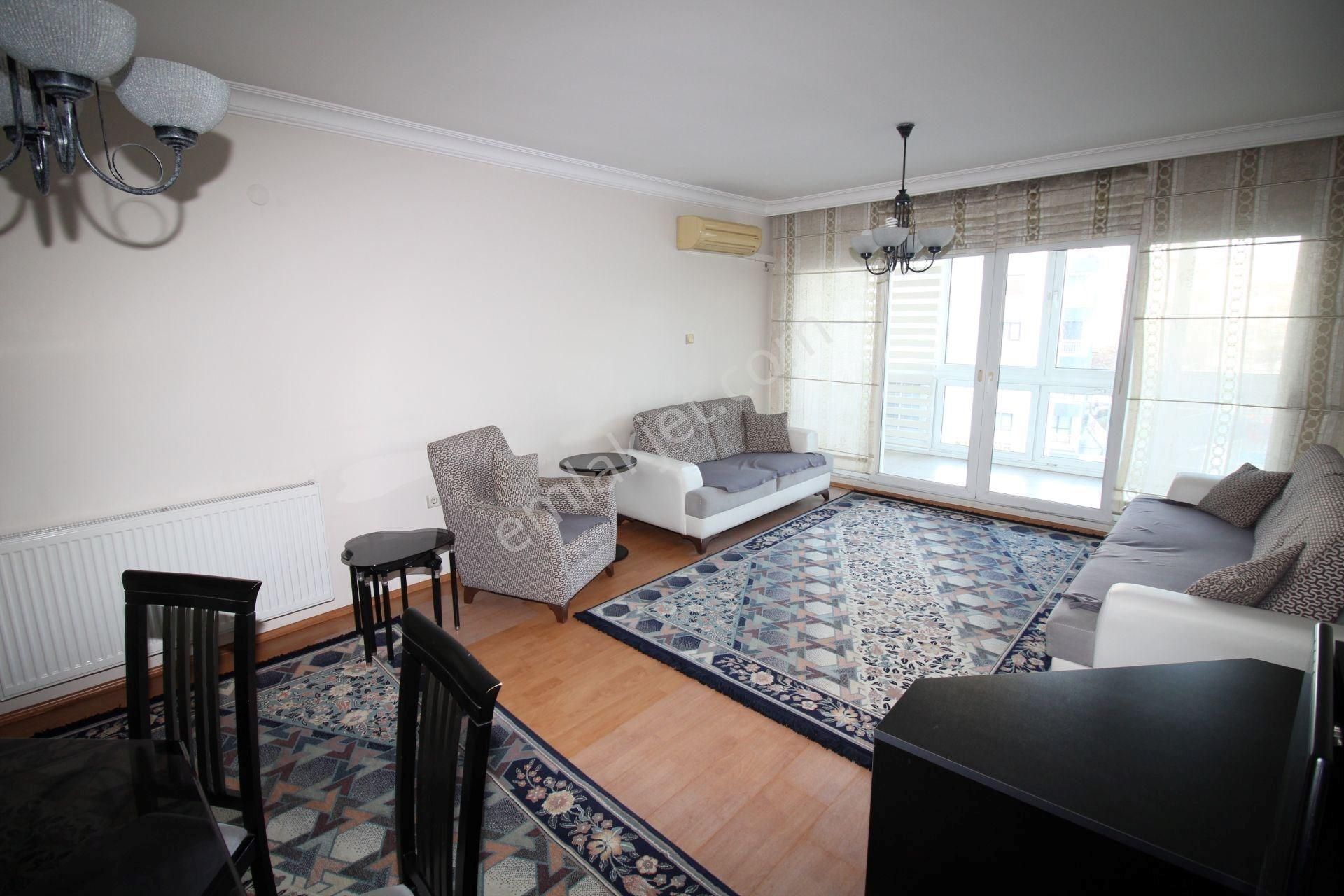 Göztepe Metro Çıkışı Cadde Üzeri Arakat 3+1 Eşyalı Kiralık Daire - Görsel 4