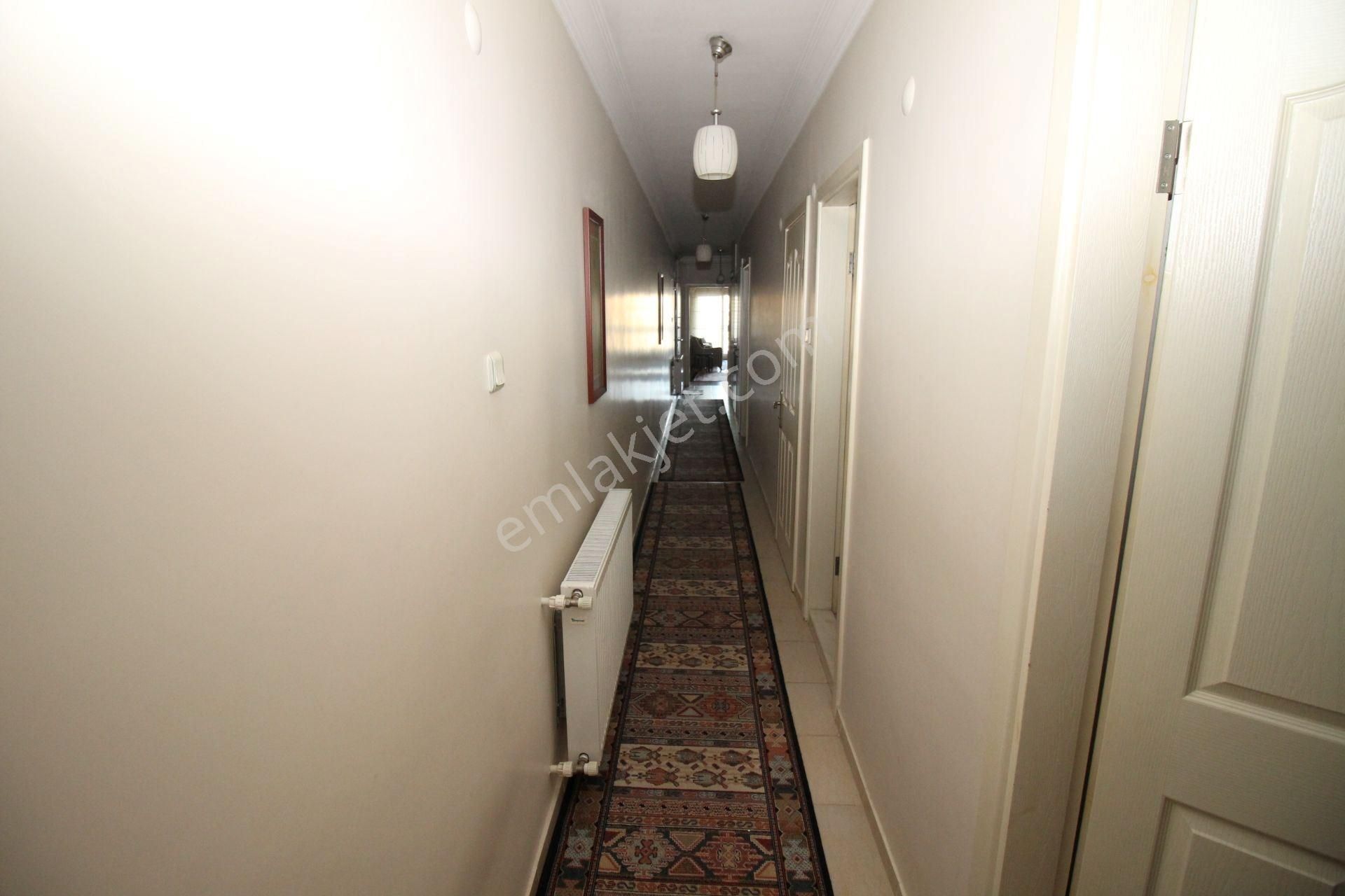 Göztepe Metro Çıkışı Cadde Üzeri Arakat 3+1 Eşyalı Kiralık Daire - Görsel 24