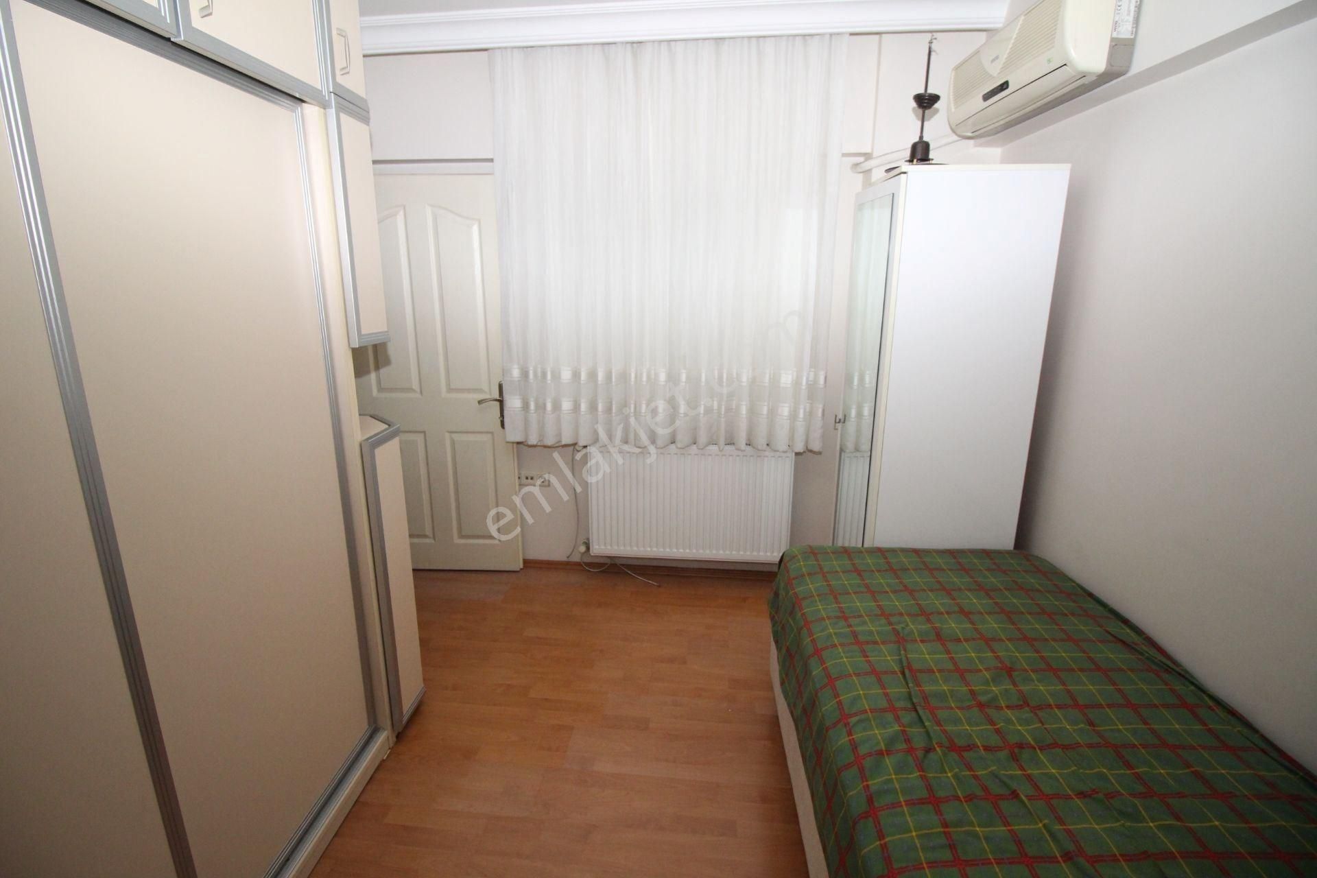 Göztepe Metro Çıkışı Cadde Üzeri Arakat 3+1 Eşyalı Kiralık Daire - Görsel 14