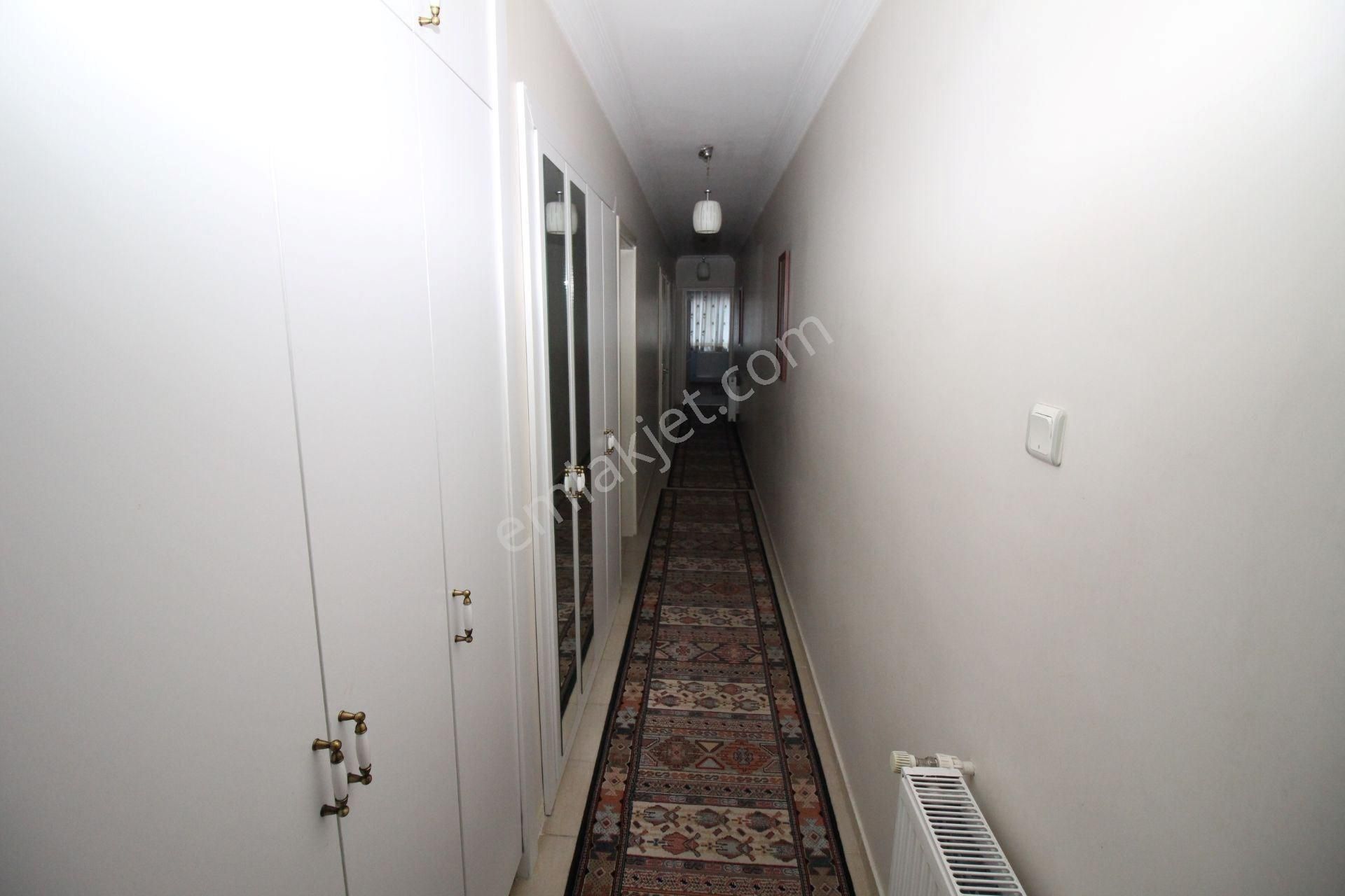 Göztepe Metro Çıkışı Cadde Üzeri Arakat 3+1 Eşyalı Kiralık Daire - Görsel 11