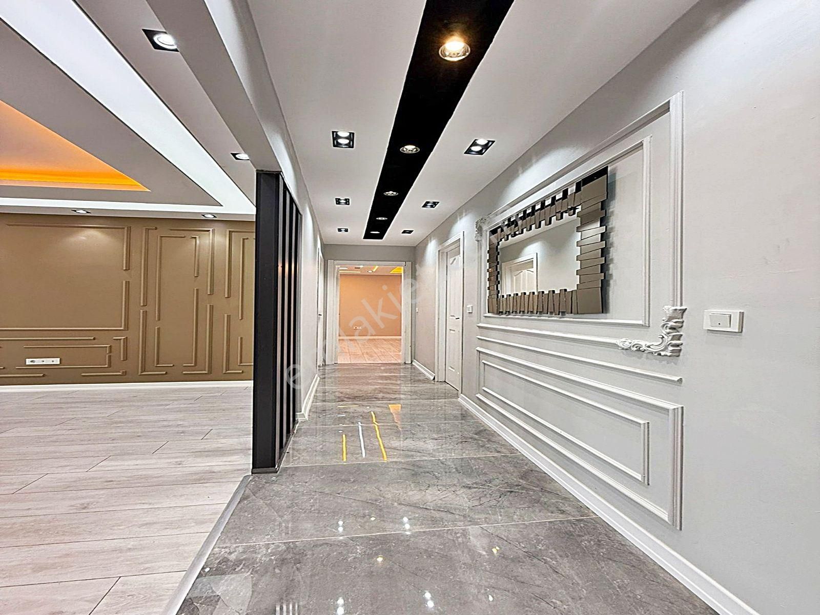 Esenyurt Cumhuriyet Mahallesinde Site İçerisinde Ebeveyn Banyolu 2+1 Daire - Görsel 4