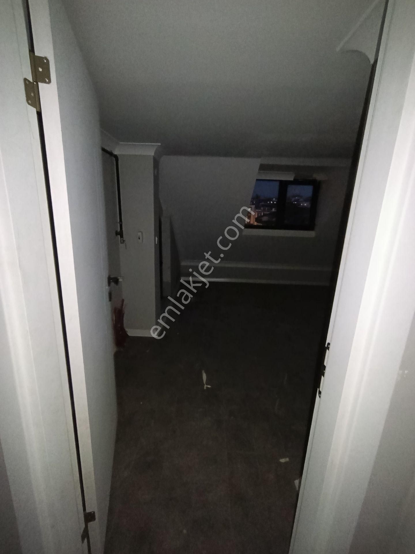 1.69 Krediyle Arnavutköy Haraççı Karlıbayırda Satılık 3+2 Çatı Kat Dubleks Daire - Görsel 19
