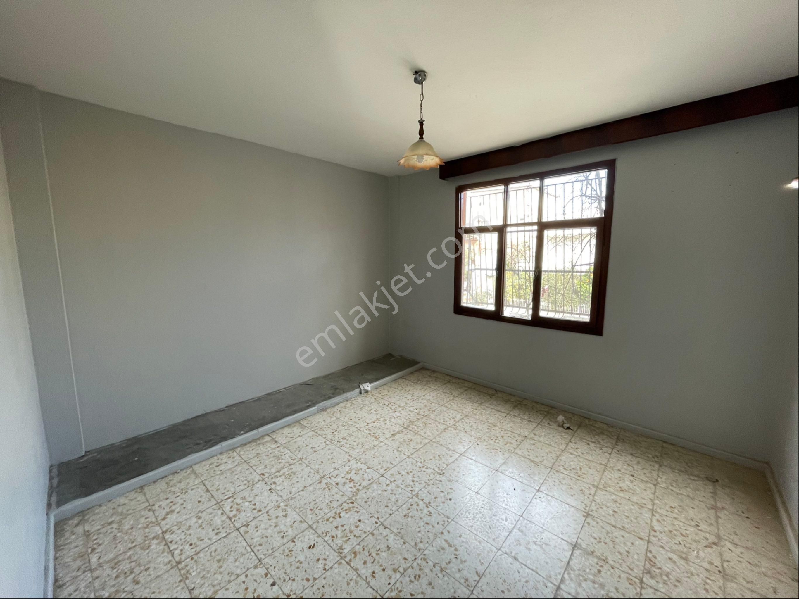 Fatihte 3+1 Kapalı Mutfak Parkeli Müstakil - Görsel 16