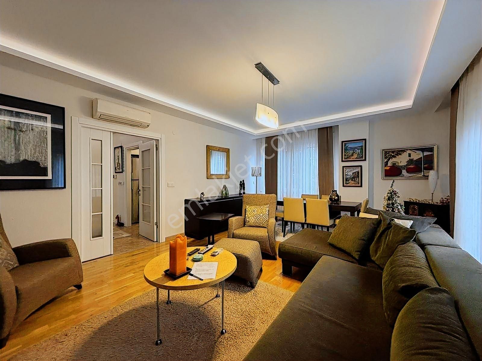 Suadiye De Yeni Binada Balkonlu Ebeveynli 97 M2 Net 3+1