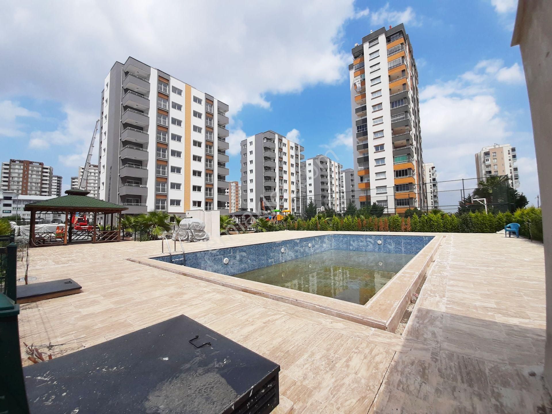 Kıyı Boyu Aydınlar'da Yatay Mimari Sosyal Aktiviteli Site İçi Kapalı Mutfaklı Kat Seçhenekli Lüks - Görsel 20