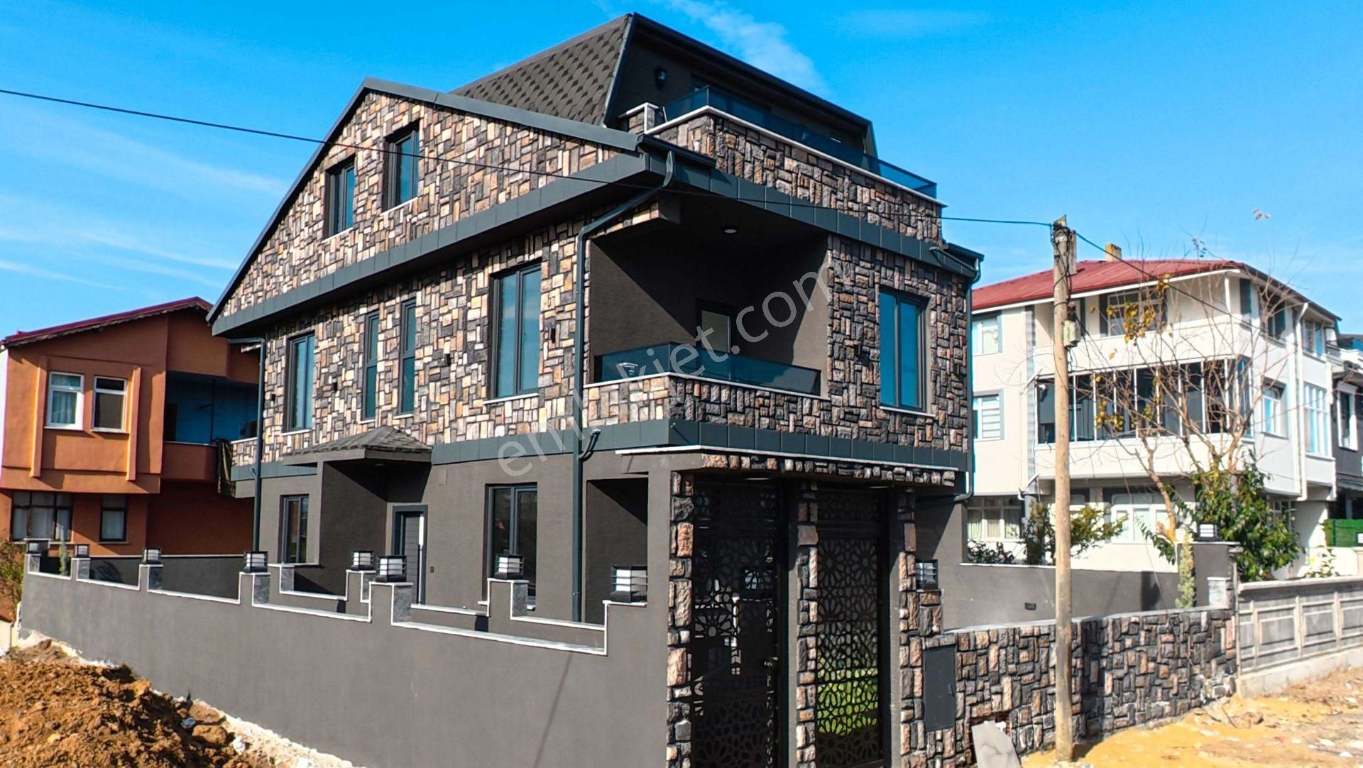 Sakarya Kocaali’de Özel Bahçeli Ve Ferah 3+1 Modern Villa