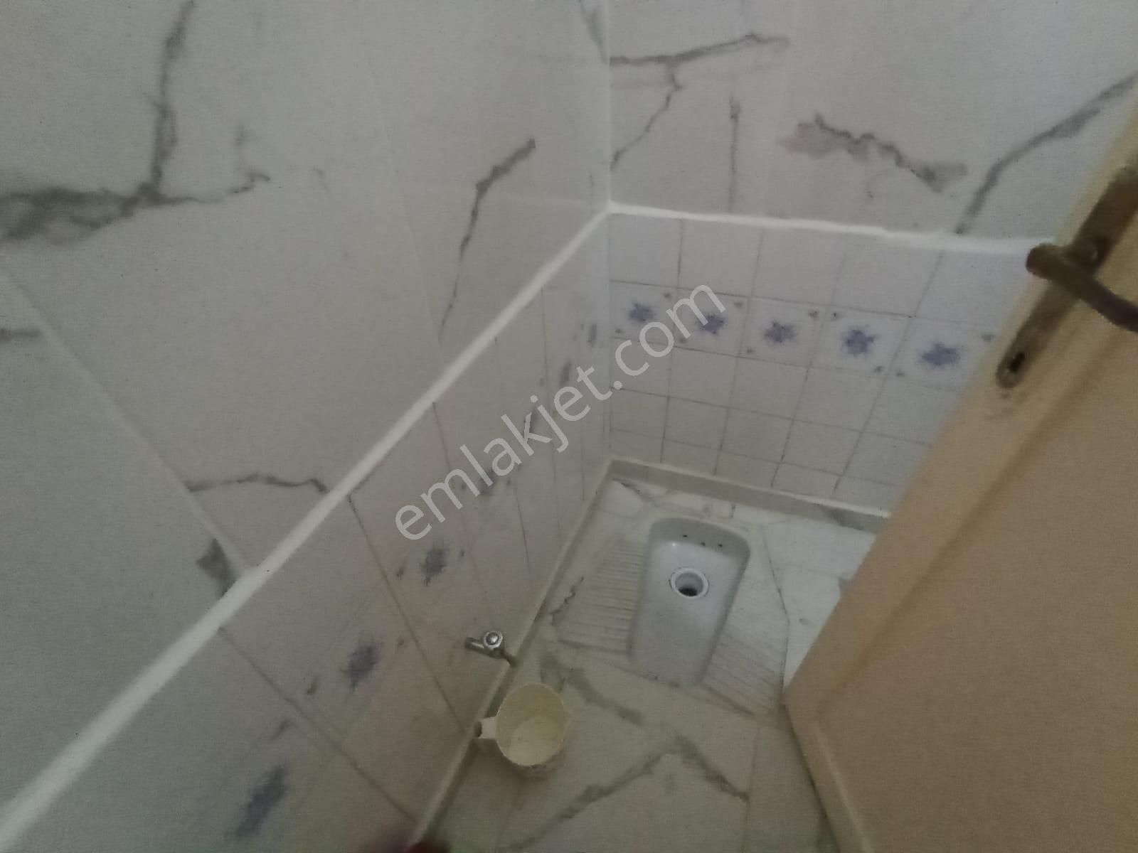 Mühendis Emlak'tan Karabağlar Uğurmumcu Mah. 2+1 120 M2 Kiralık - Görsel 4