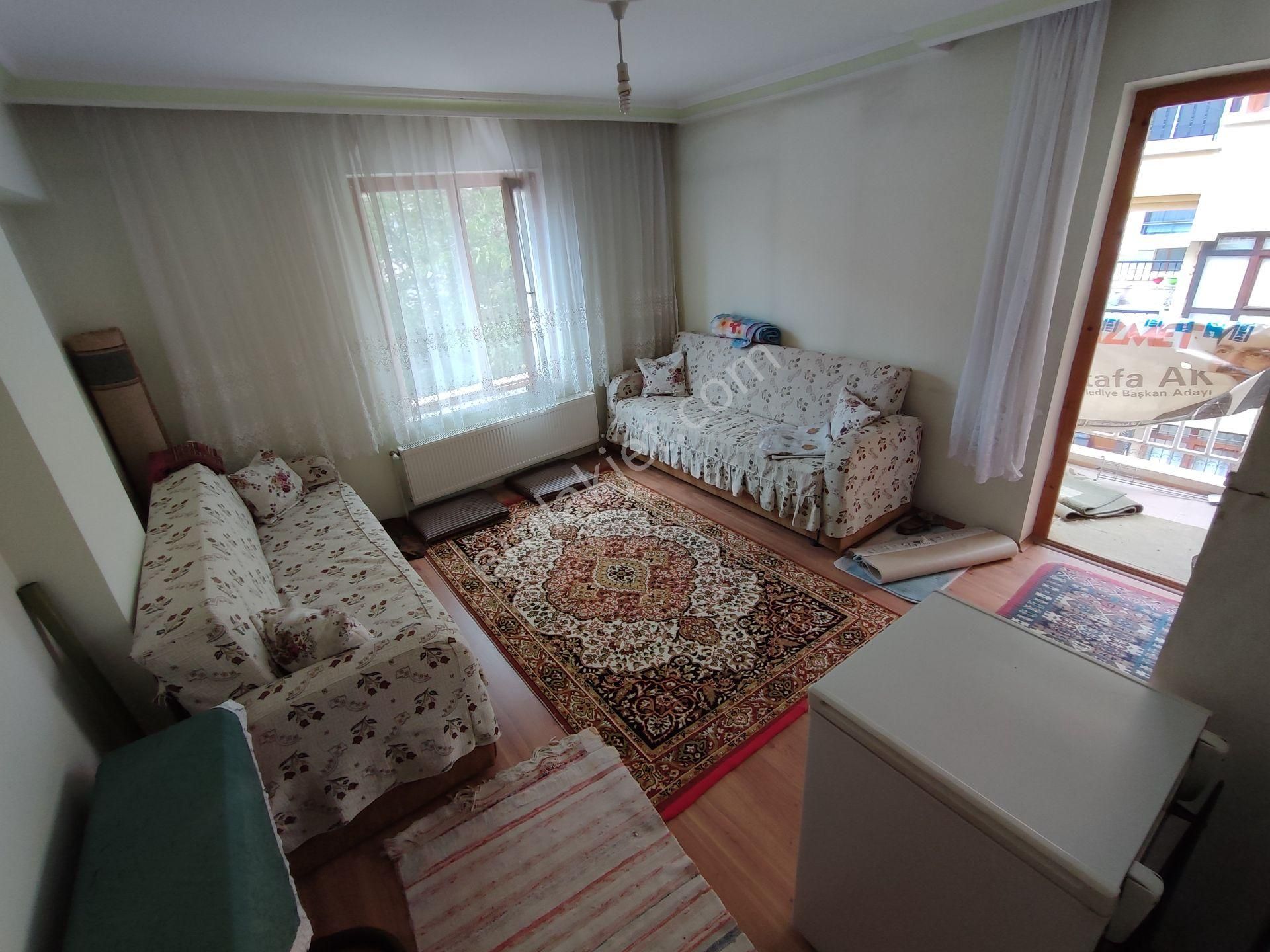 Ayazağa Cadde Üzeri Eşyalı 2.kat Asansörlü 3+1 Ebeveyn Banyolu Tuğrul Emlak'tan - Görsel 17