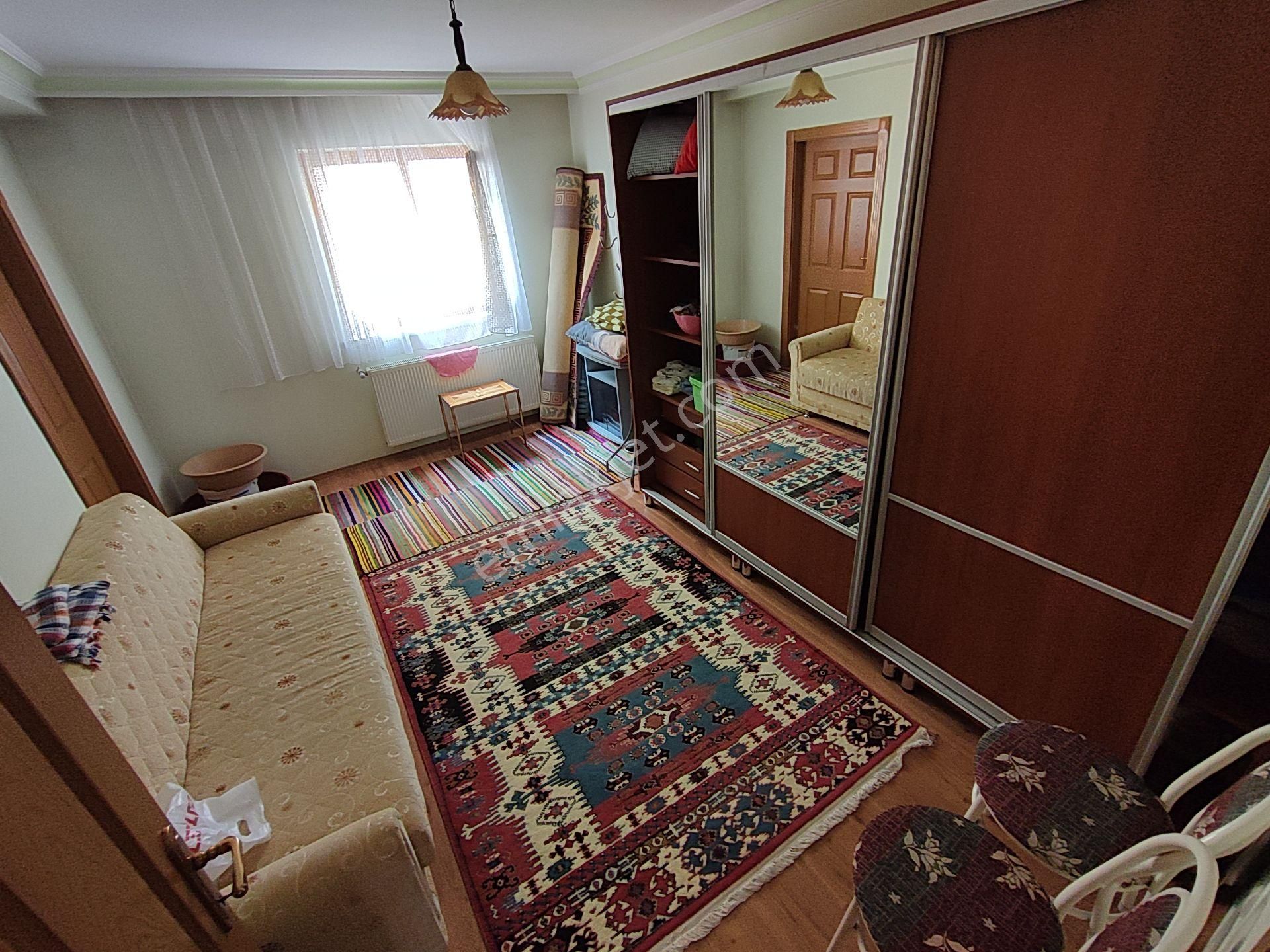 Ayazağa Cadde Üzeri Eşyalı 2.kat Asansörlü 3+1 Ebeveyn Banyolu Tuğrul Emlak'tan - Görsel 8