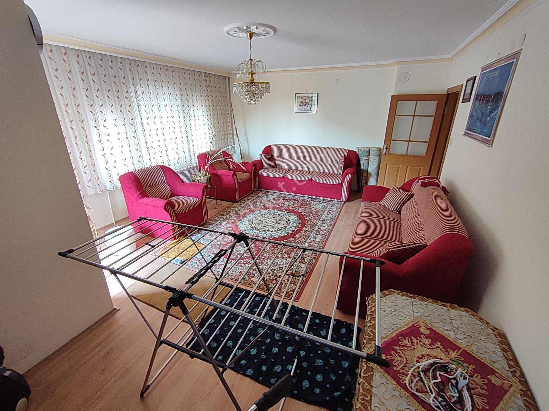 Ayazağa Cadde Üzeri Eşyalı 2.kat Asansörlü 3+1 Ebeveyn Banyolu Tuğrul Emlak'tan - Görsel 2