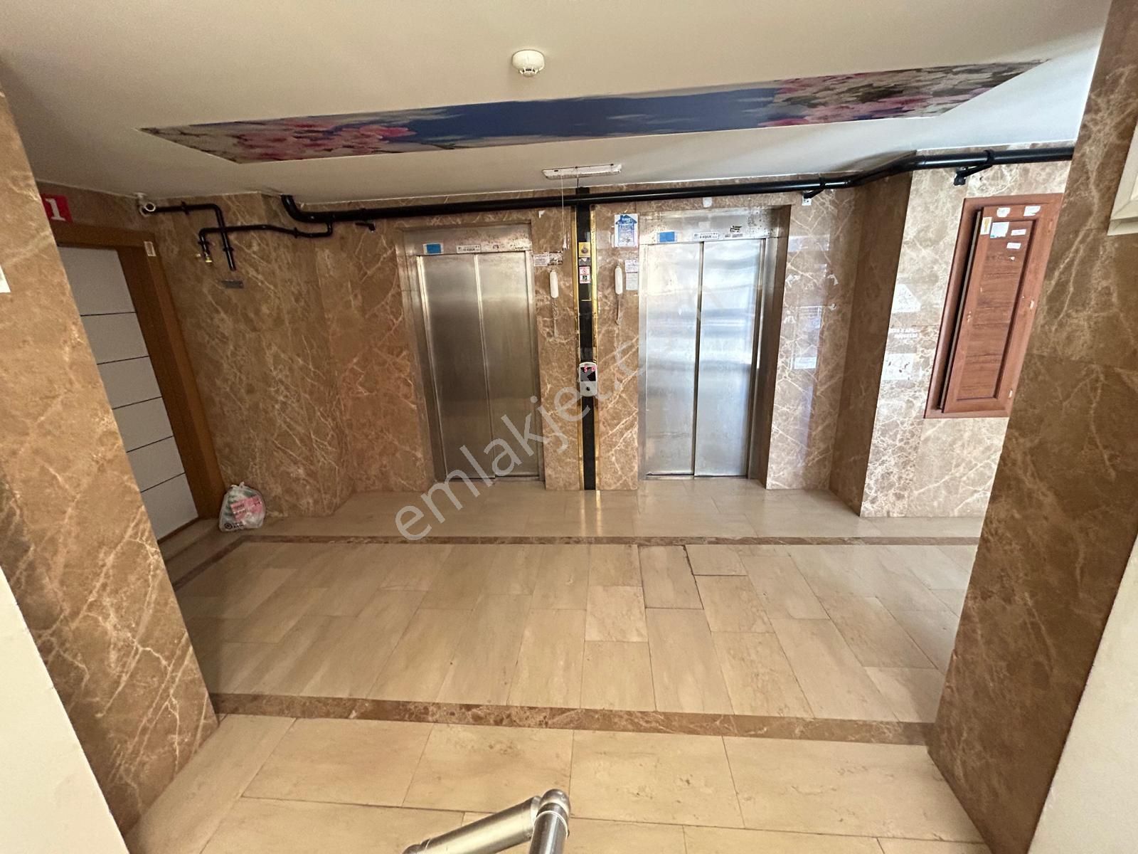 Gültepe 'de Atü Yanı Her Kat 2 Daire 3cephe K.muftak Merkezi Konum - Görsel 21