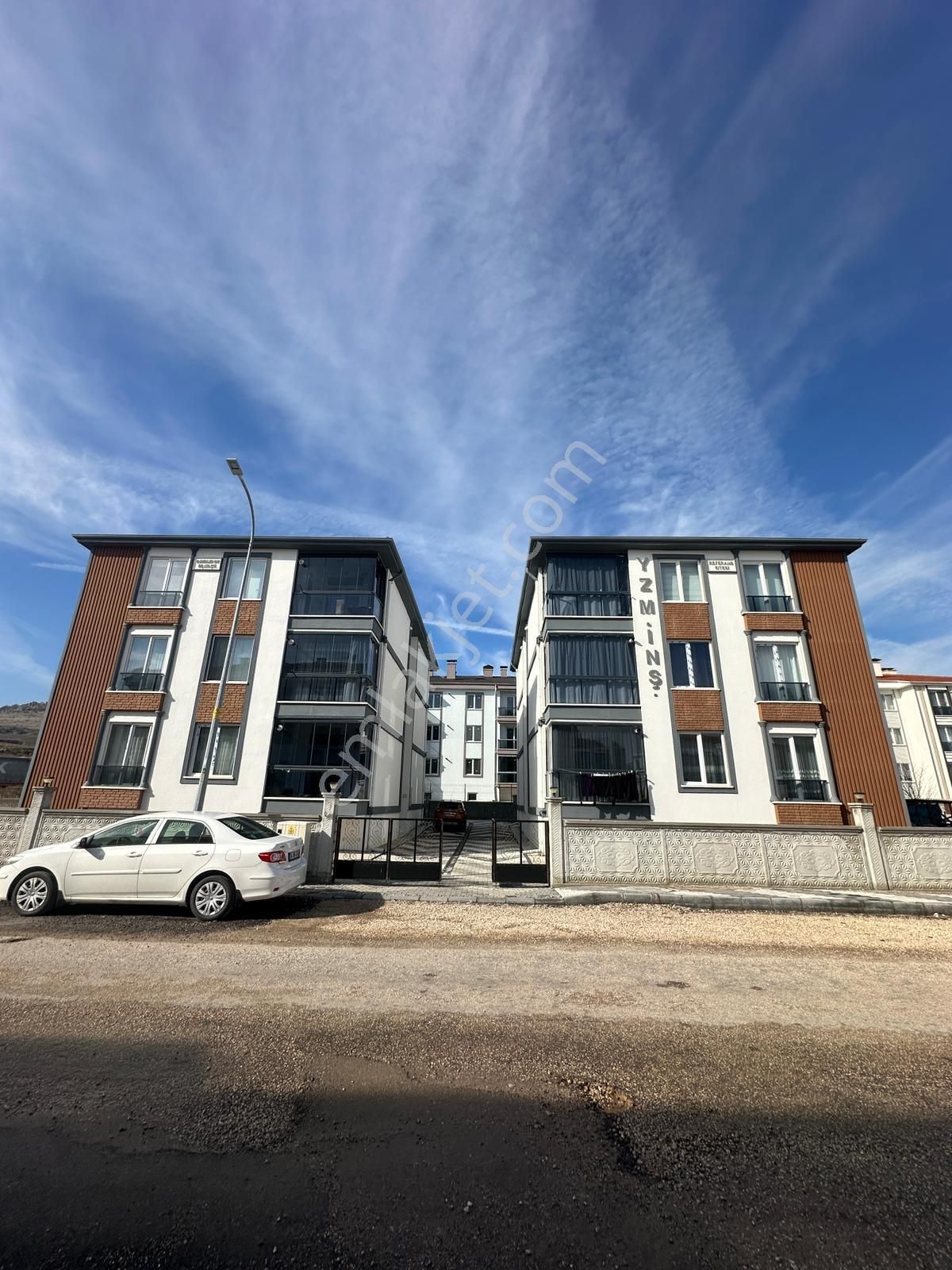 Afyon Üçok Emlaktan Kanlıca Mah Sıfır Ayarında 2+1 80m² Satılık Daire