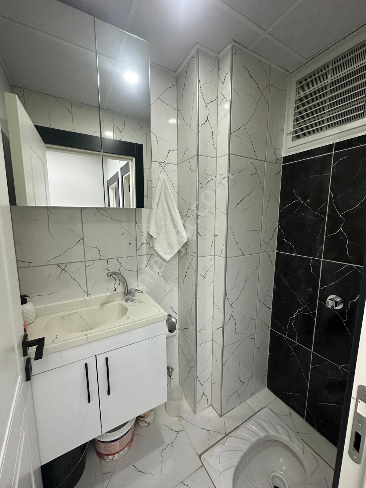 Afyon Üçok Emlaktan Kanlıca Mah Sıfır Ayarında 2+1 80m² Satılık Daire - Görsel 11