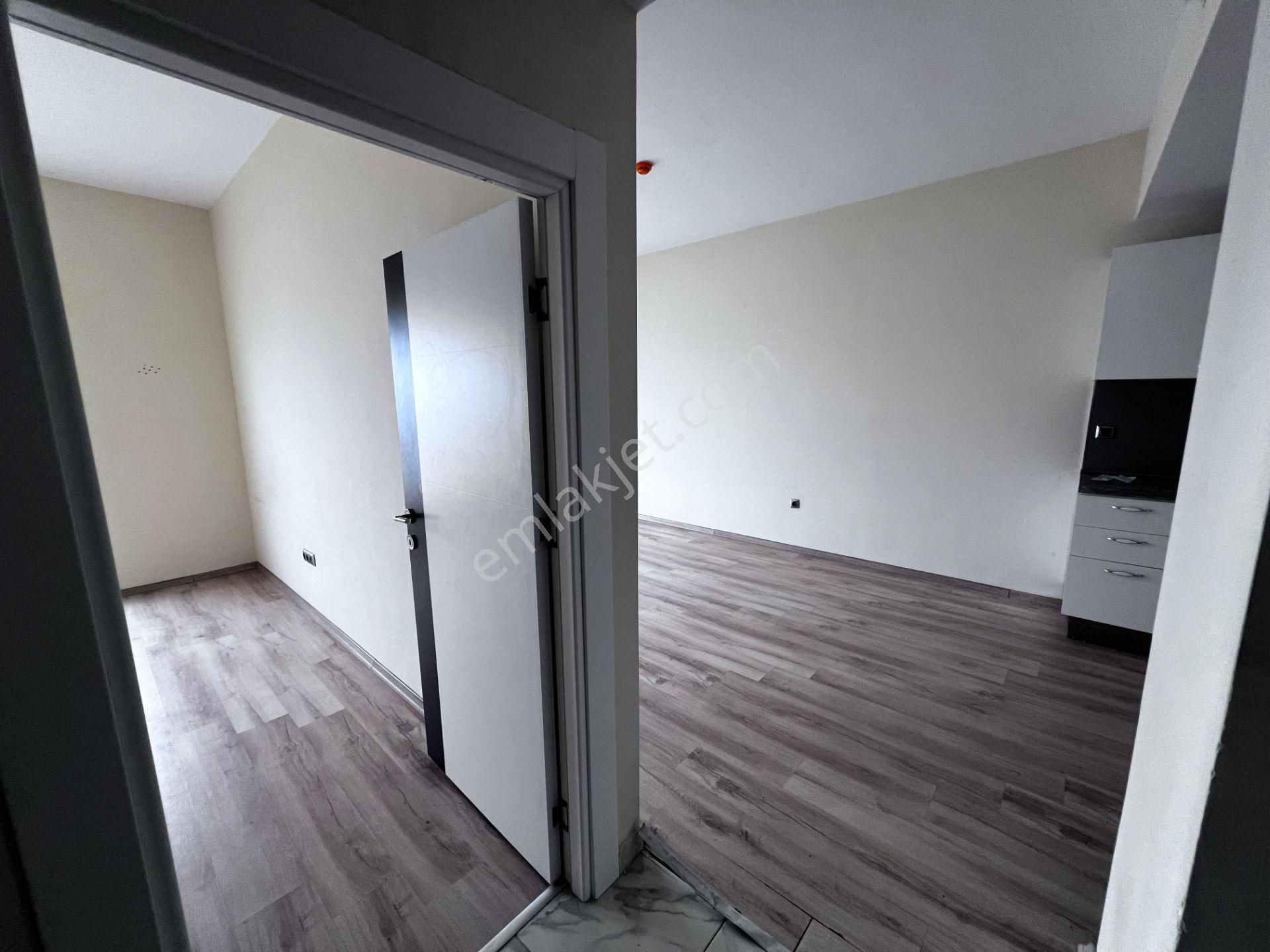 Esenyurt N Logo Sitesinde Göl Ve Deniz Manzaralı 1+1 Temiz Kiralık Dairemiz - Görsel 14