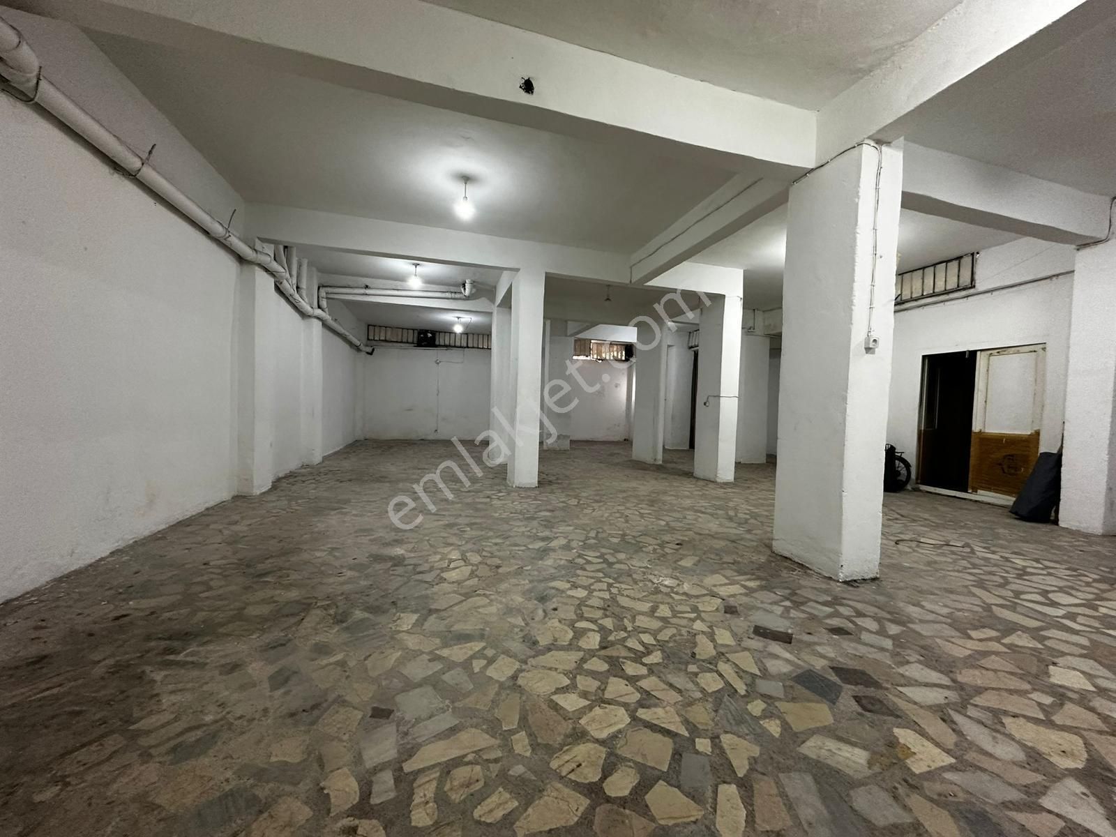 Litros'tan Bağcılar Çınar Mahallesi 180m² Kiralık Dükkan - Görsel 3