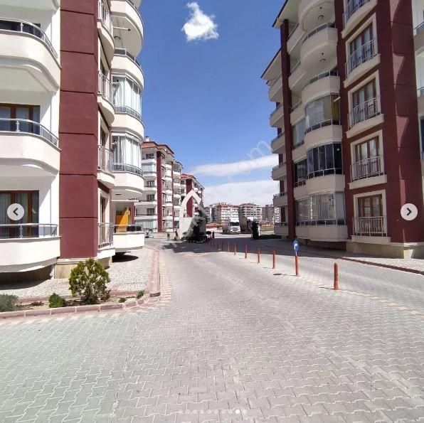 Akcami Konutlarında Geniş 145m Ödemesiz Ara Kat Satılık 3+1 Daire - Görsel 5