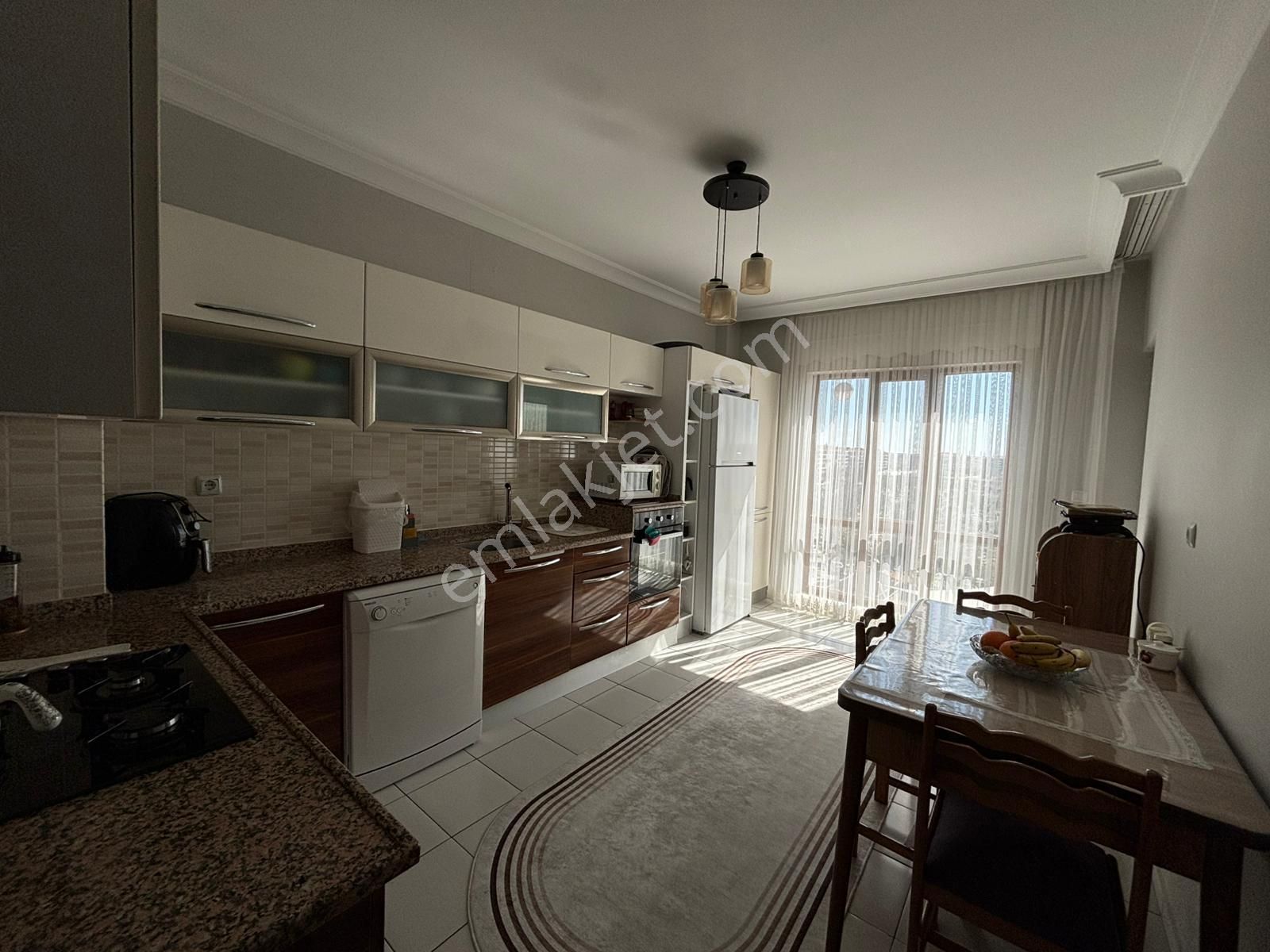 Akcami Konutlarında Geniş 145m Ödemesiz Ara Kat Satılık 3+1 Daire - Görsel 22