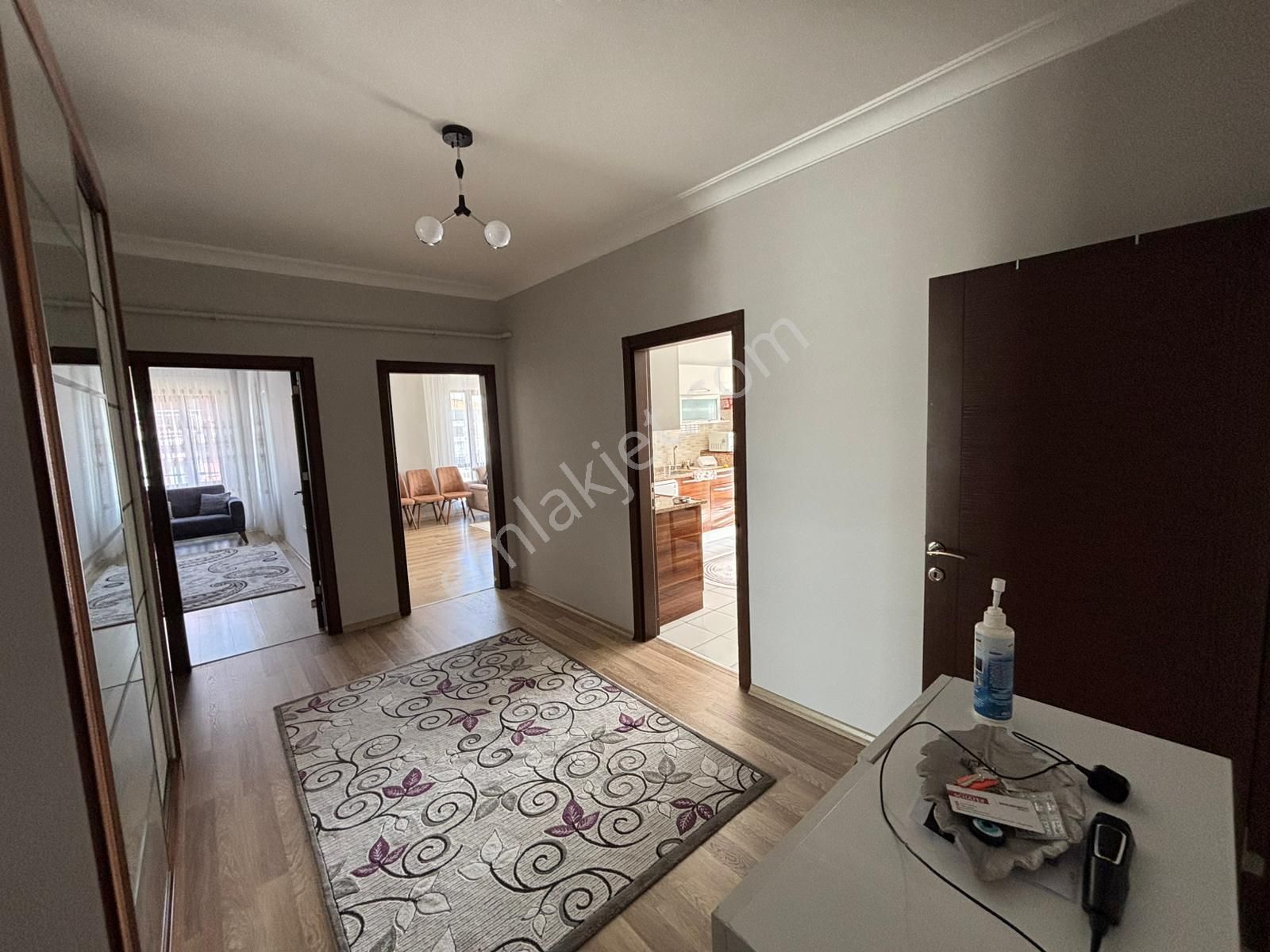 Akcami Konutlarında Geniş 145m Ödemesiz Ara Kat Satılık 3+1 Daire - Görsel 14