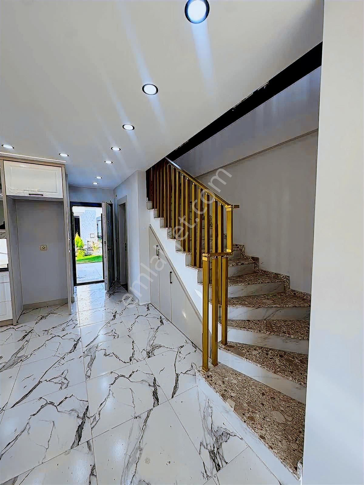 Aydın Kuşadası Davutlar Satılık 4+1 Müstakil Villa - Görsel 23