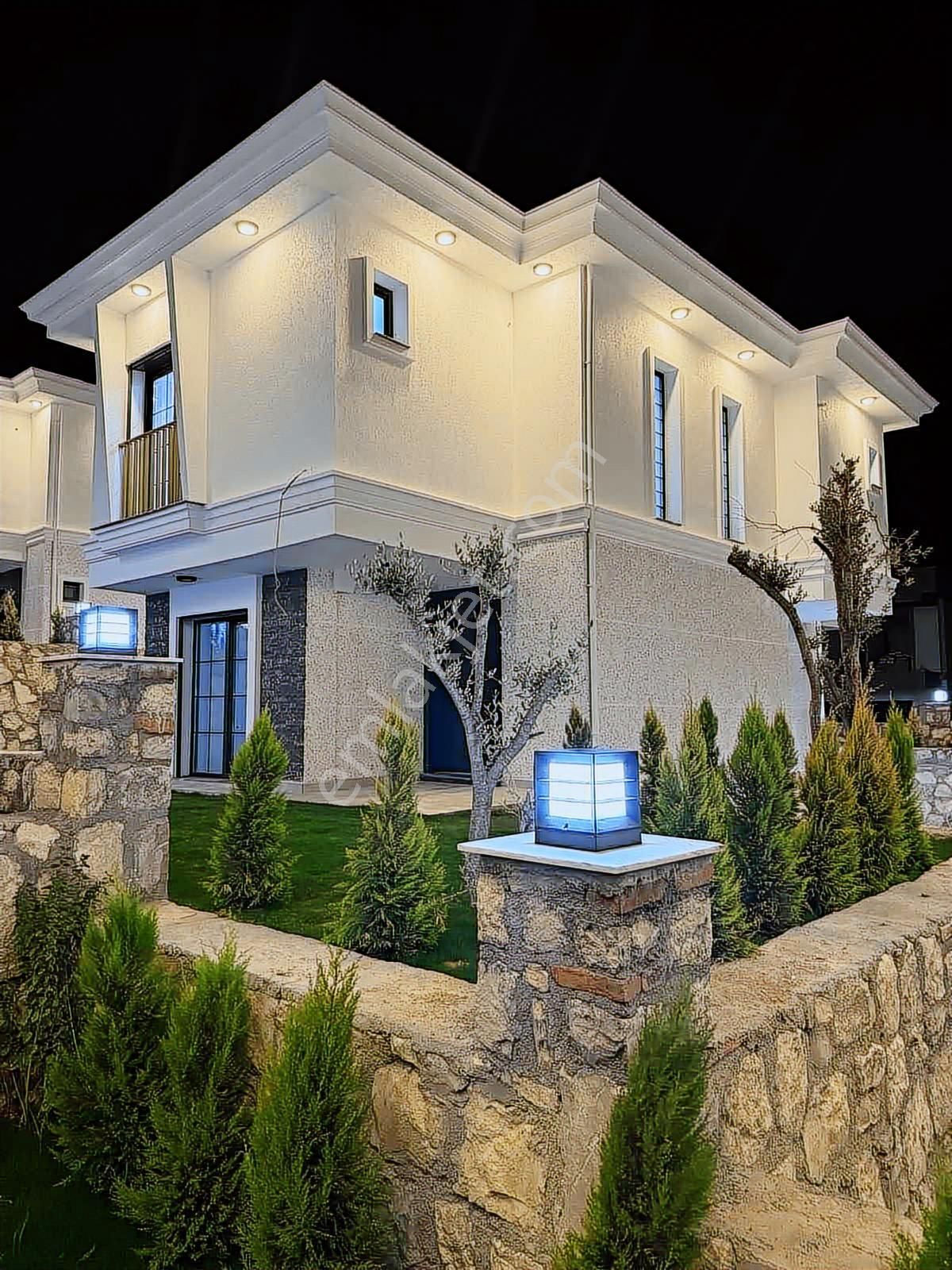 Aydın Kuşadası Davutlar Satılık 4+1 Müstakil Villa - Görsel 2
