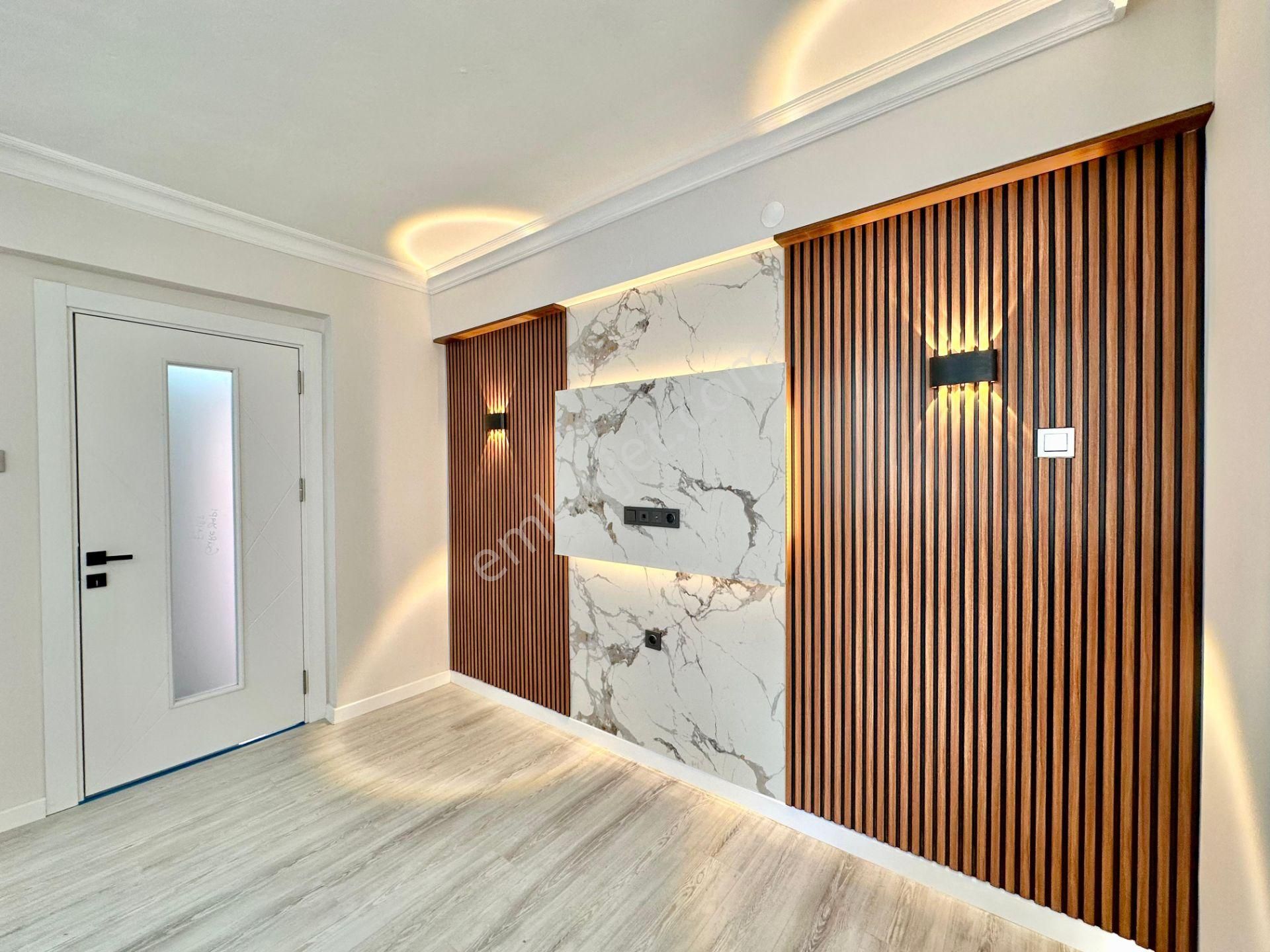 ꧁ay Emlaktan꧂akçay Merkezde İçi Komple Yenilenmiş Arakat Denize Yakın Satılık 2+1 Lüx Daire - Görsel 15