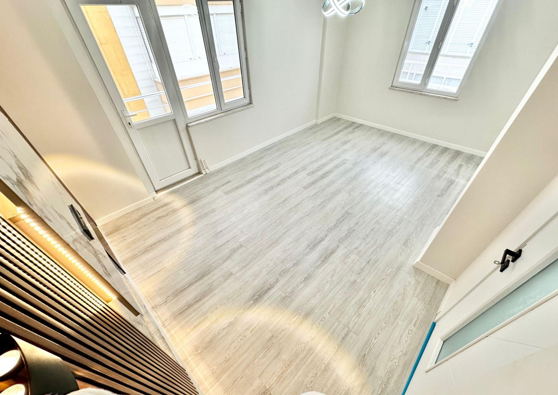 ꧁ay Emlaktan꧂akçay Merkezde İçi Komple Yenilenmiş Arakat Denize Yakın Satılık 2+1 Lüx Daire - Görsel 16