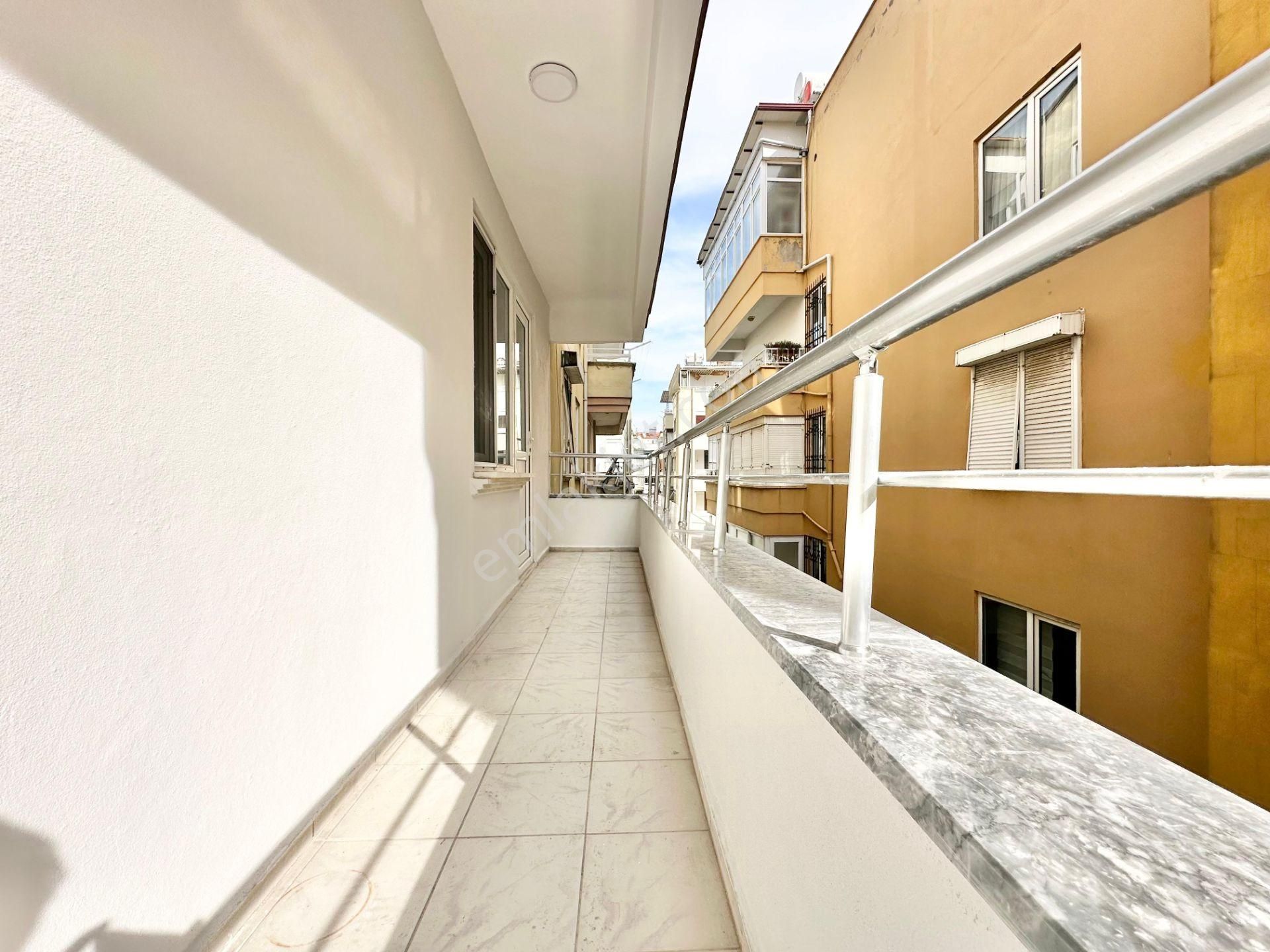 ꧁ay Emlaktan꧂akçay Merkezde İçi Komple Yenilenmiş Arakat Denize Yakın Satılık 2+1 Lüx Daire - Görsel 21