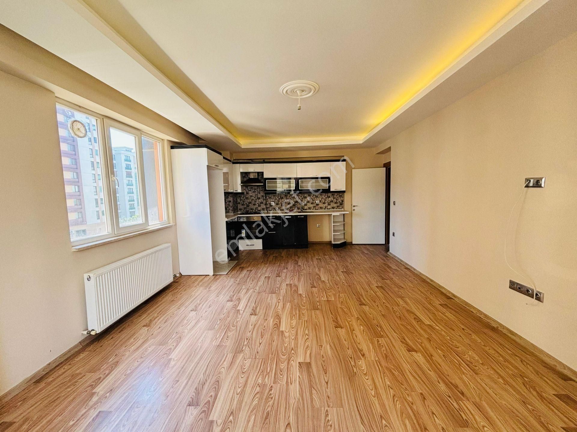 Güven'den Tepe'de 7/24 Güvenlikli Sitede Ara Kat 3+1 Daire - Görsel 6