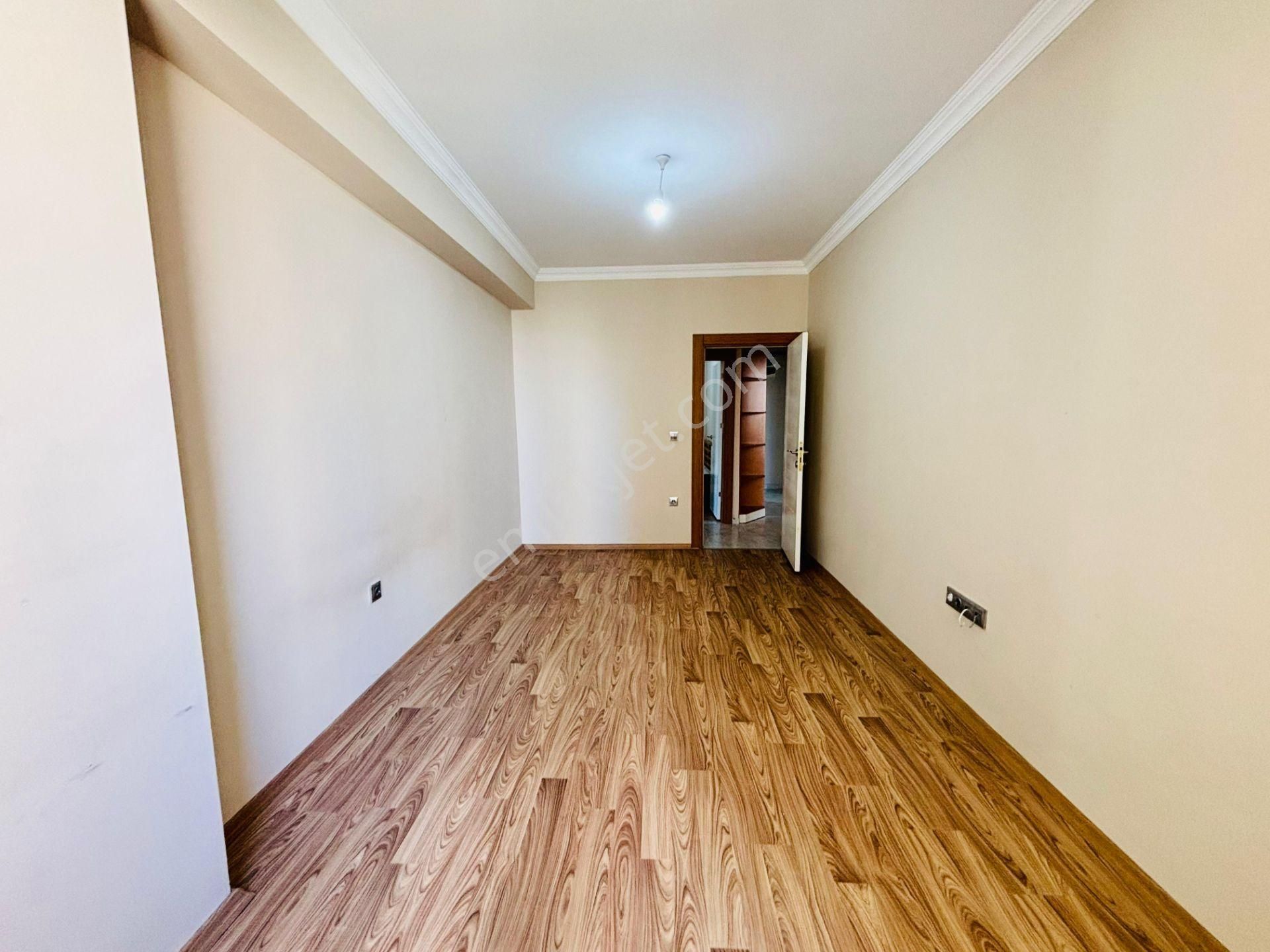 Güven'den Tepe'de 7/24 Güvenlikli Sitede Ara Kat 3+1 Daire - Görsel 20