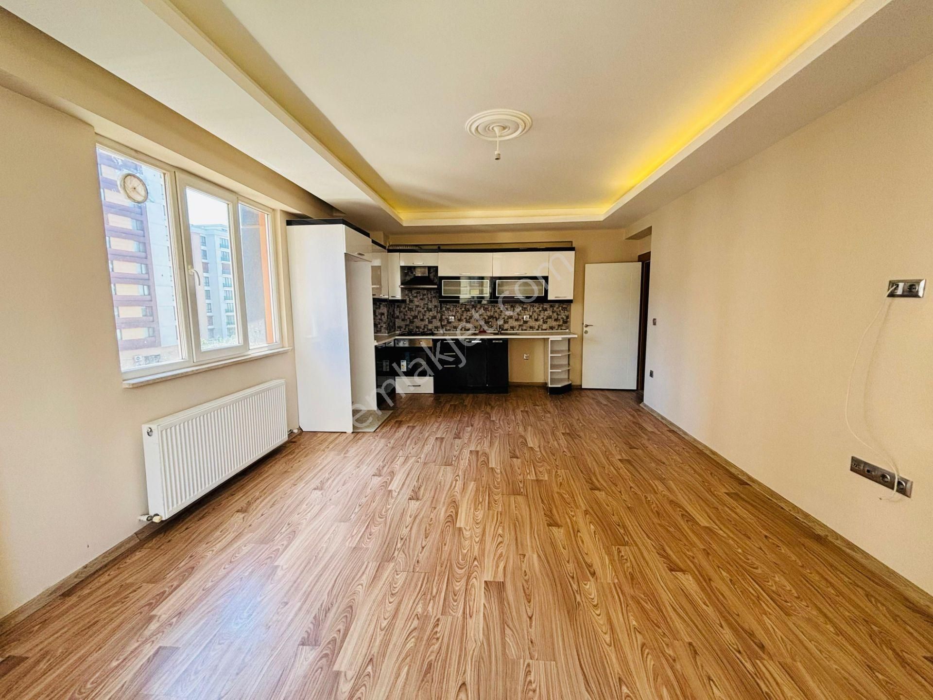 Güven'den Tepe'de 7/24 Güvenlikli Sitede Ara Kat 3+1 Daire - Görsel 4