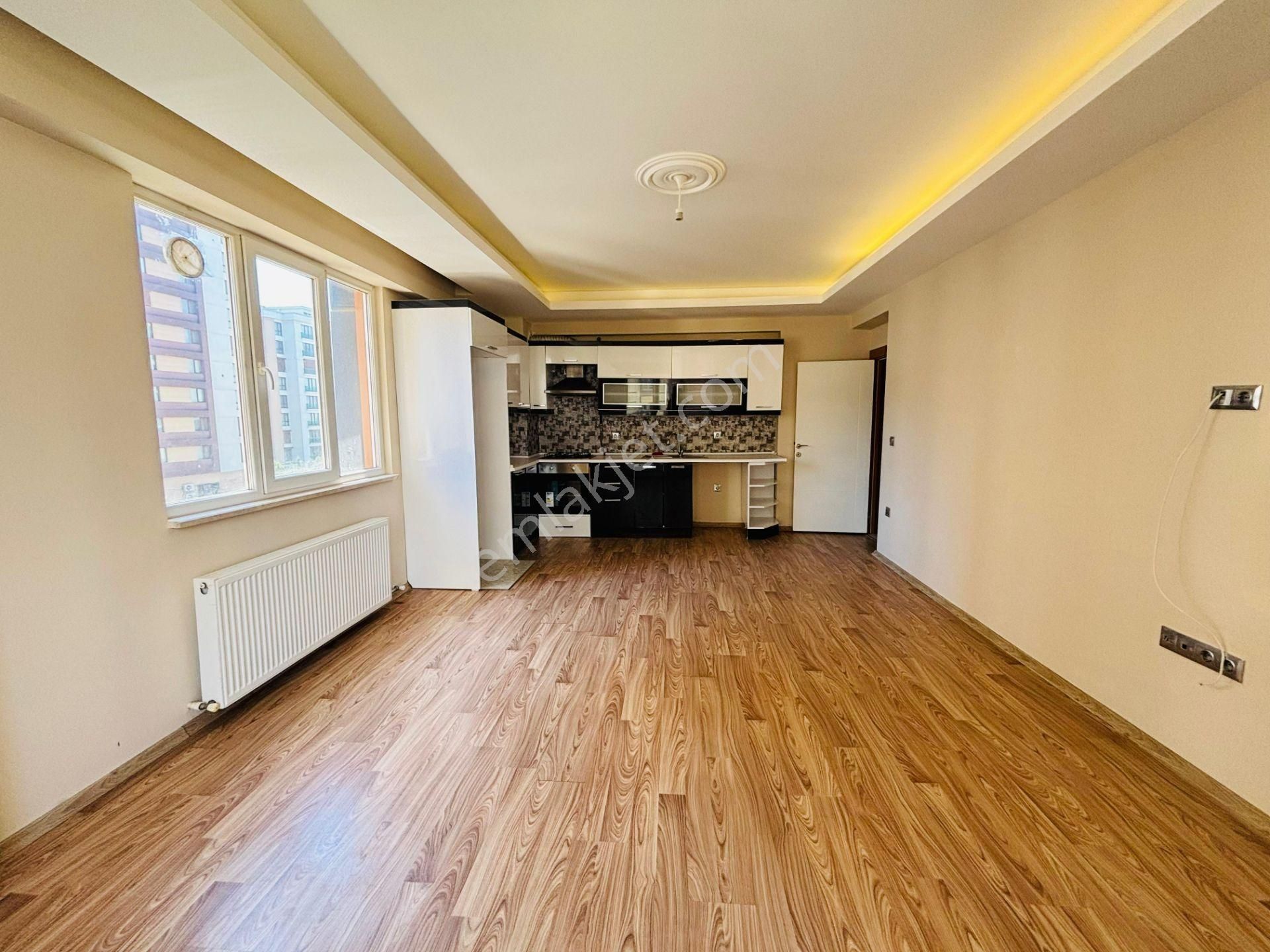 Güven'den Tepe'de 7/24 Güvenlikli Sitede Ara Kat 3+1 Daire - Görsel 2