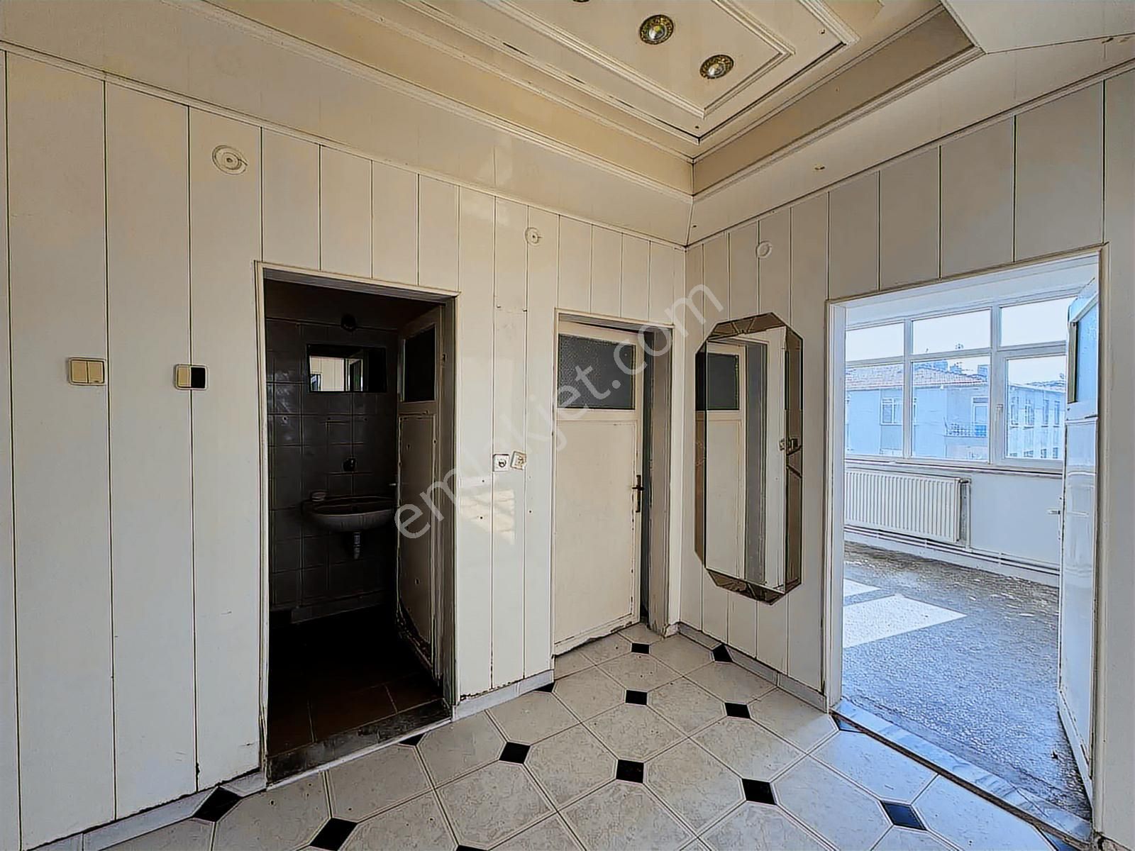 Tuna Avm Arkası Cadde Üzeri 3+1 Kombili Satılık Daire - Görsel 13