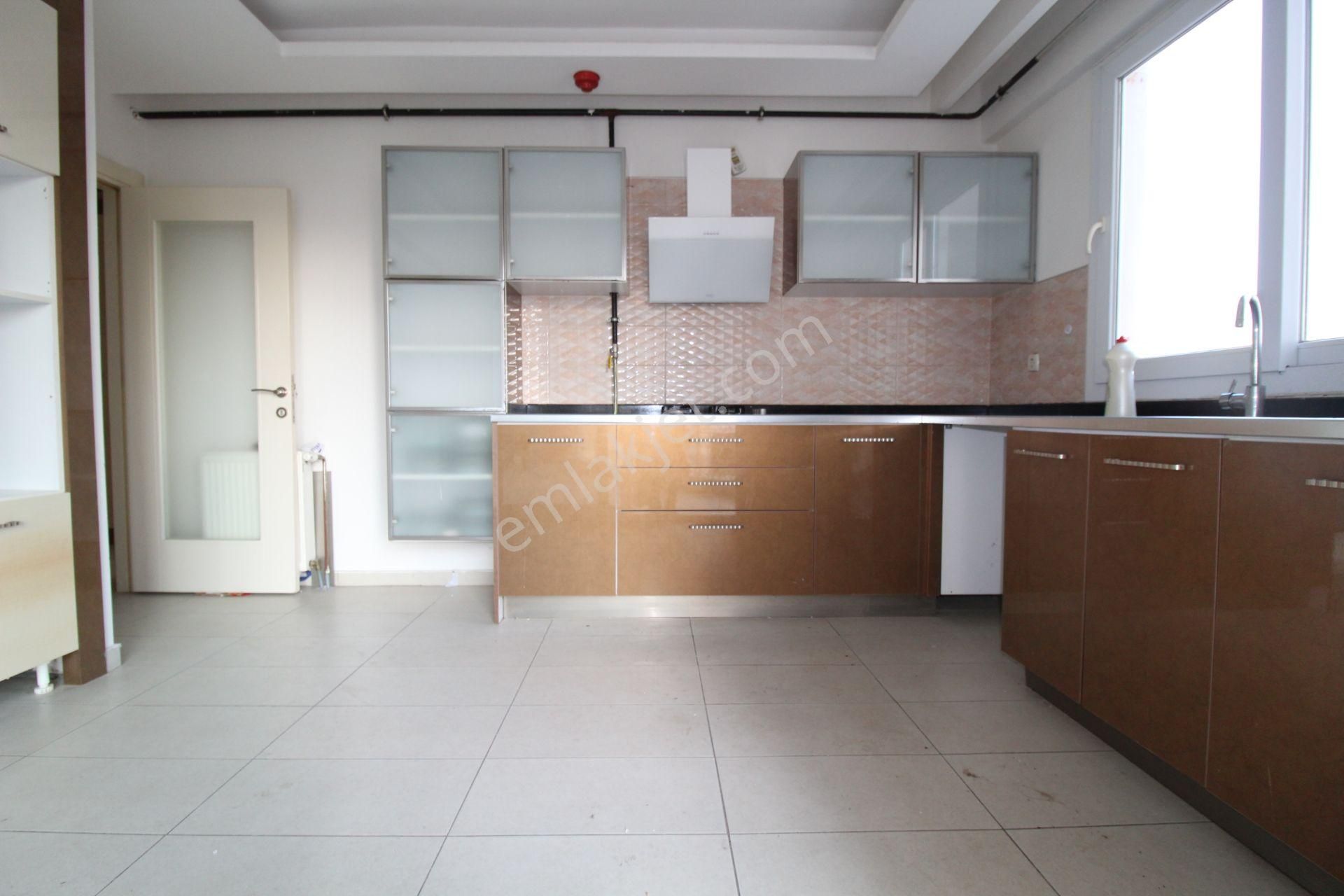 Aslan'dan Mezitli De Site İçi Satılık Kiralık 3+1 Geniş Daire - Görsel 6