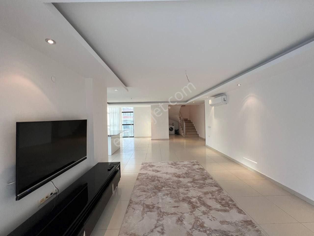 Alanya Kestel’de Lüks 3+1 Penthouse - Görsel 3