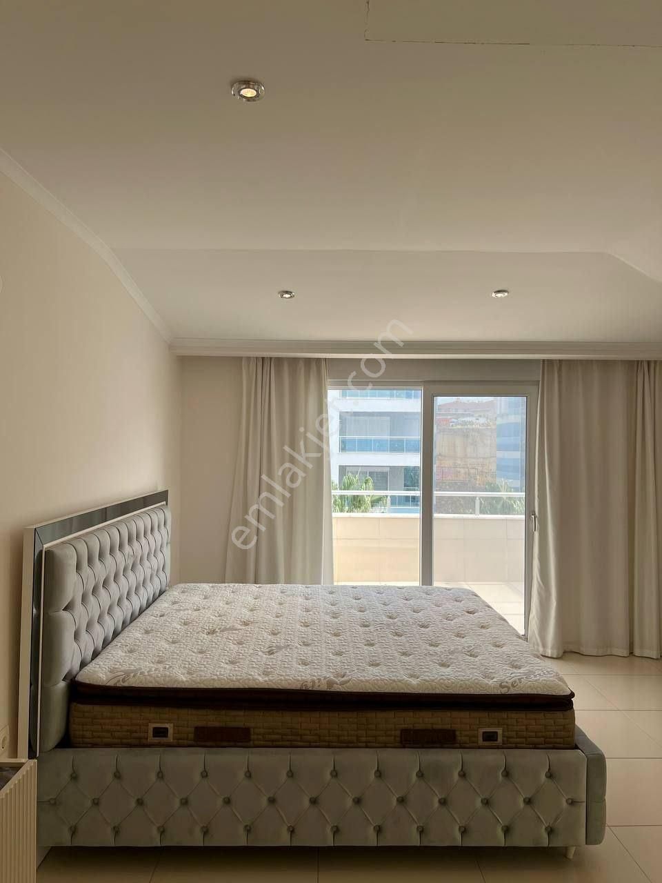 Alanya Kestel’de Lüks 3+1 Penthouse - Görsel 18