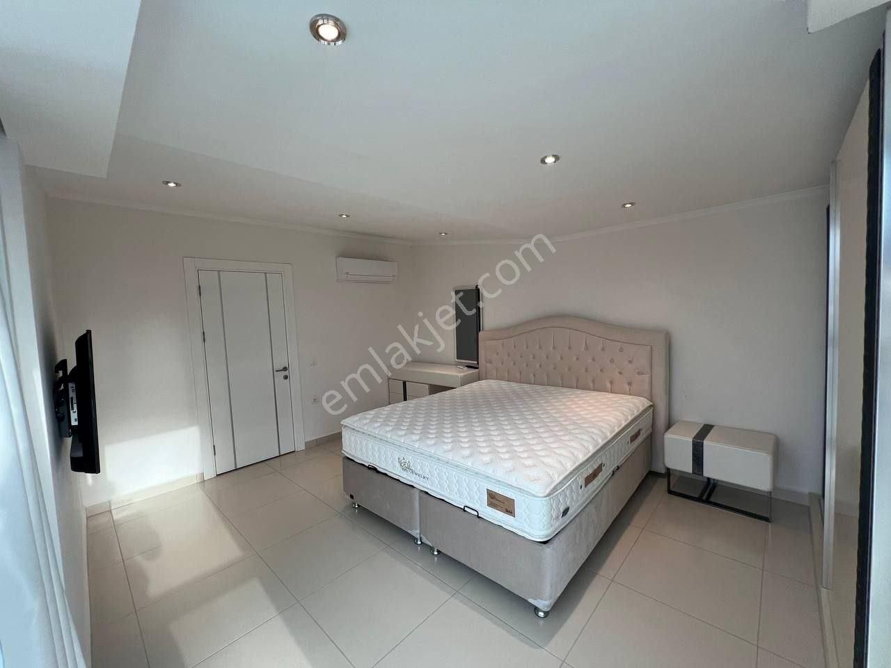 Alanya Kestel’de Lüks 3+1 Penthouse - Görsel 12