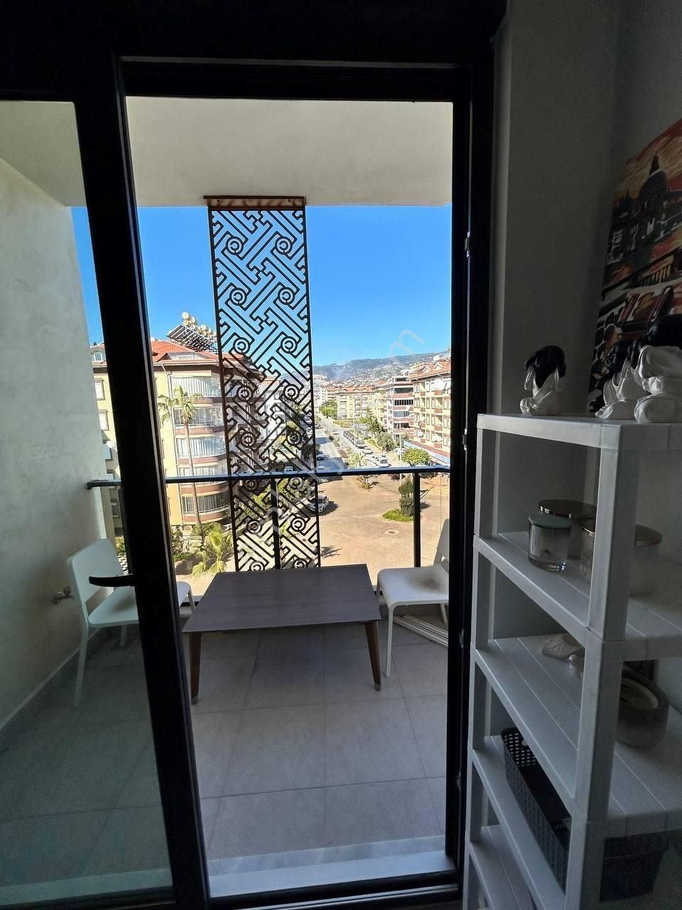 Alanya Oba Merkezde Şık Ve Konforlu 1+1 Daire - Görsel 22