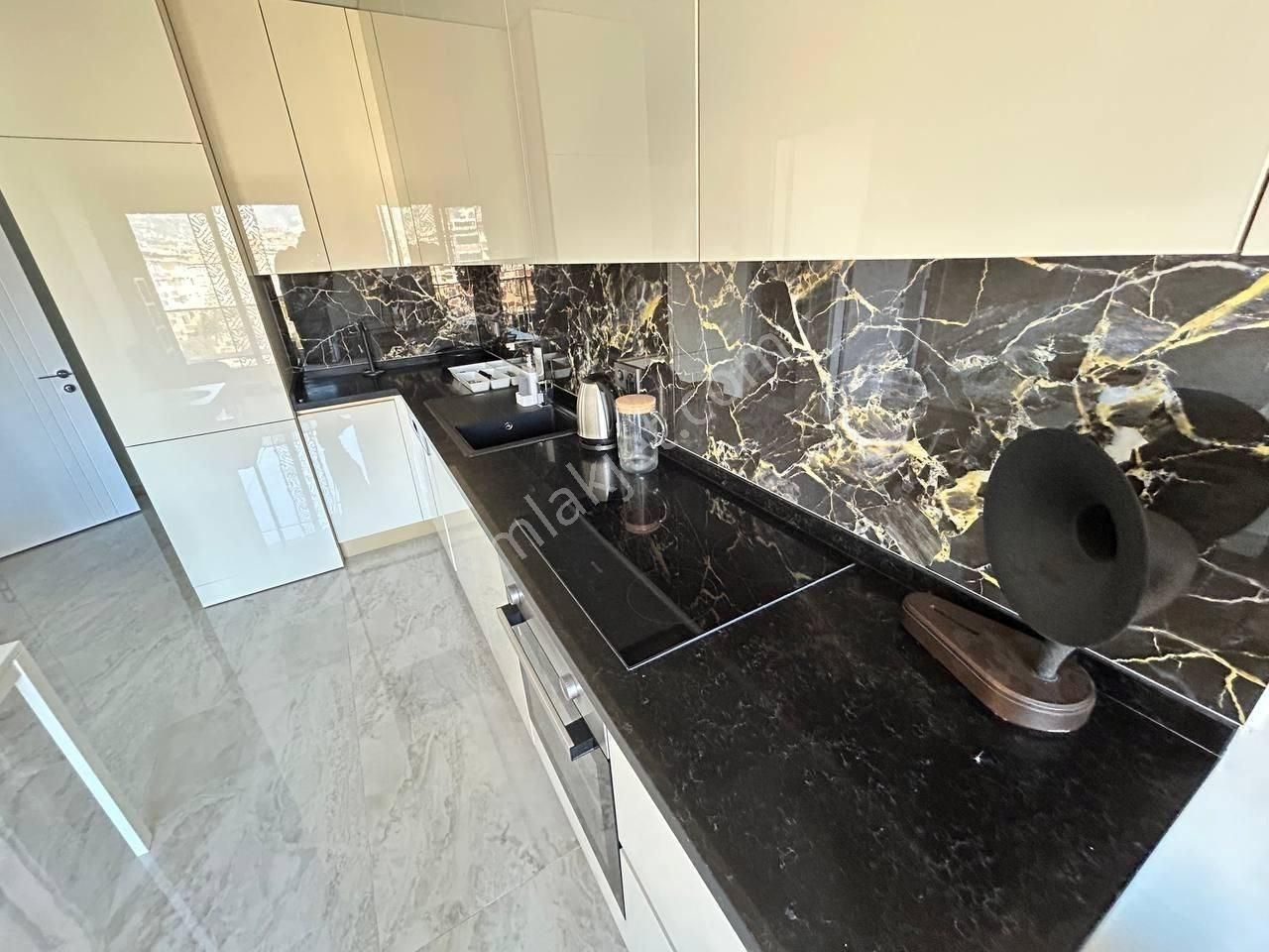 Alanya Oba Merkezde Şık Ve Konforlu 1+1 Daire - Görsel 18