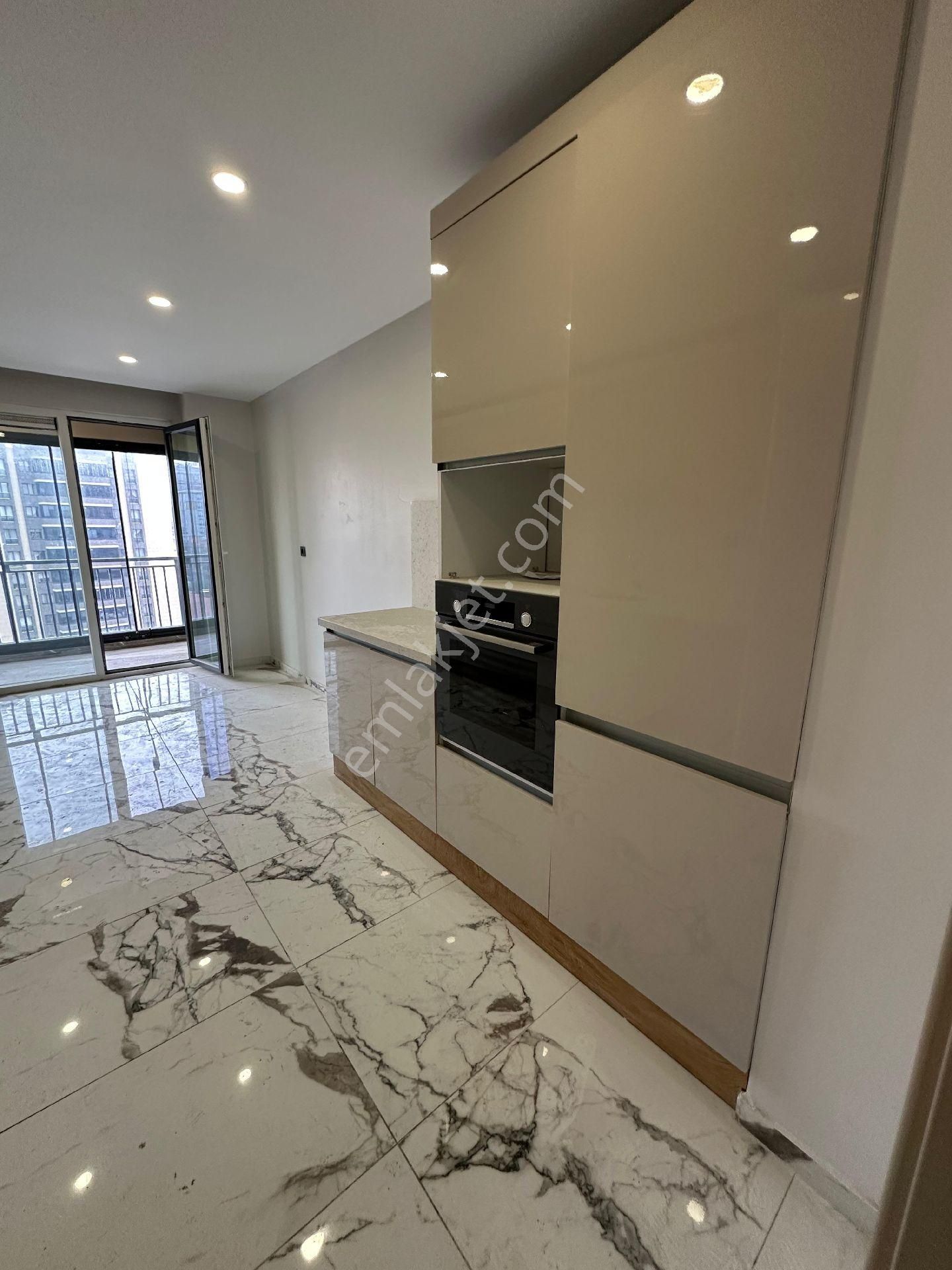 Eski Habipler Mah. 4+1 170m² Sıfır Site İçi Lüx Meydanda - Görsel 32