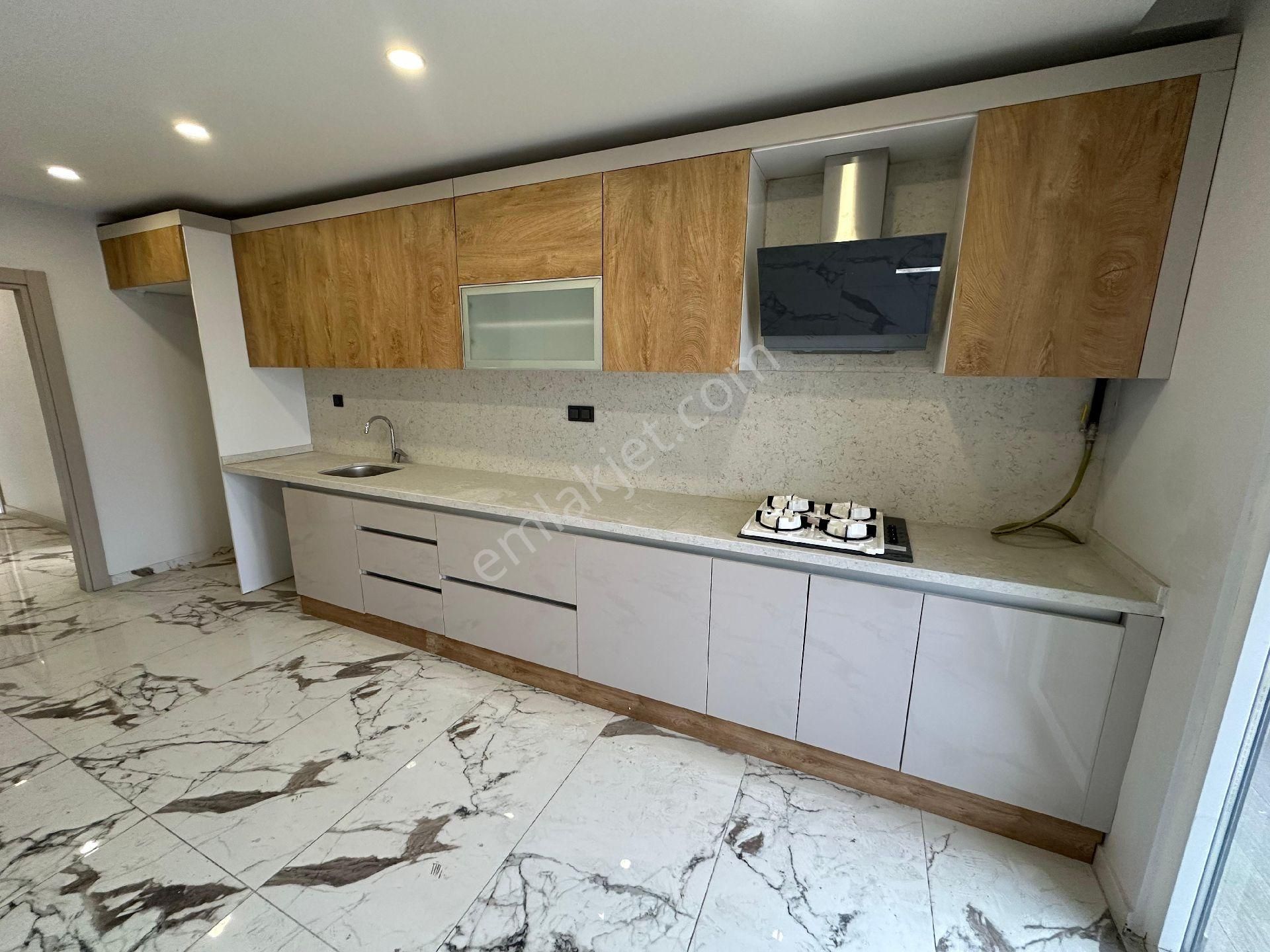 Eski Habipler Mah. 4+1 170m² Sıfır Site İçi Lüx Meydanda - Görsel 24