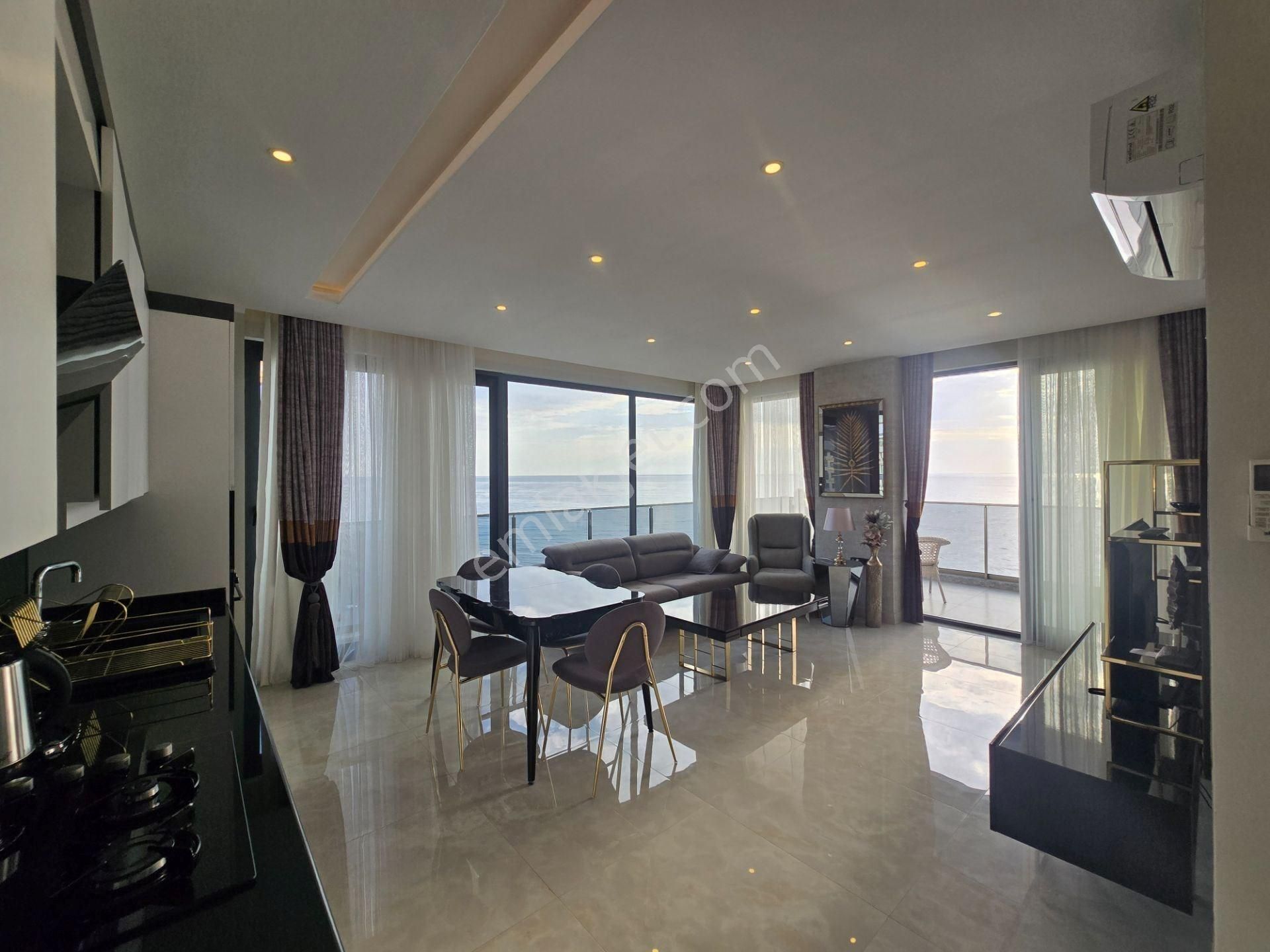 Denize Sıfır Lüks Sıtede Eşyalı 2+1 Daire