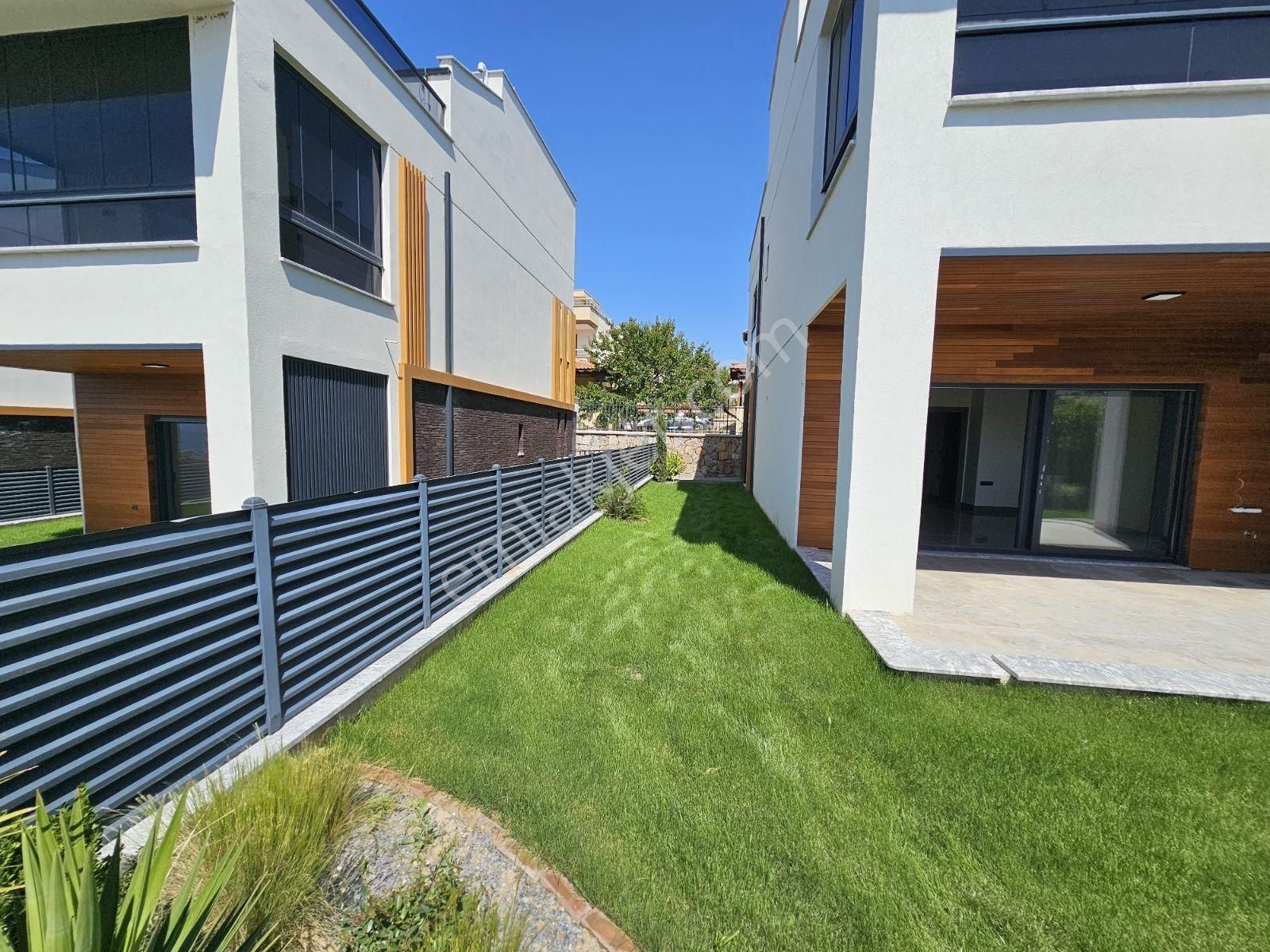 Pelitköy'de Denize 100 Metre Ultra Lüks Villa - Görsel 6