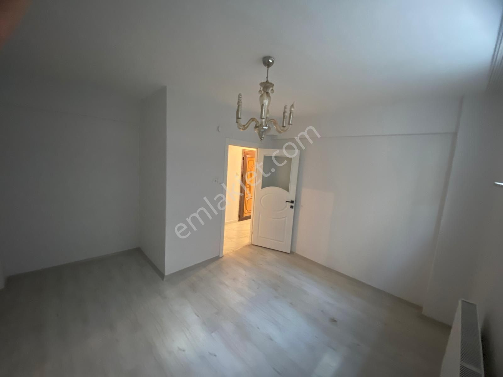 Sonton Gayrimenkul'den Beyoğlu Halıcıoğlunda 2+1 Masrafsız Satılık Daire - Görsel 3